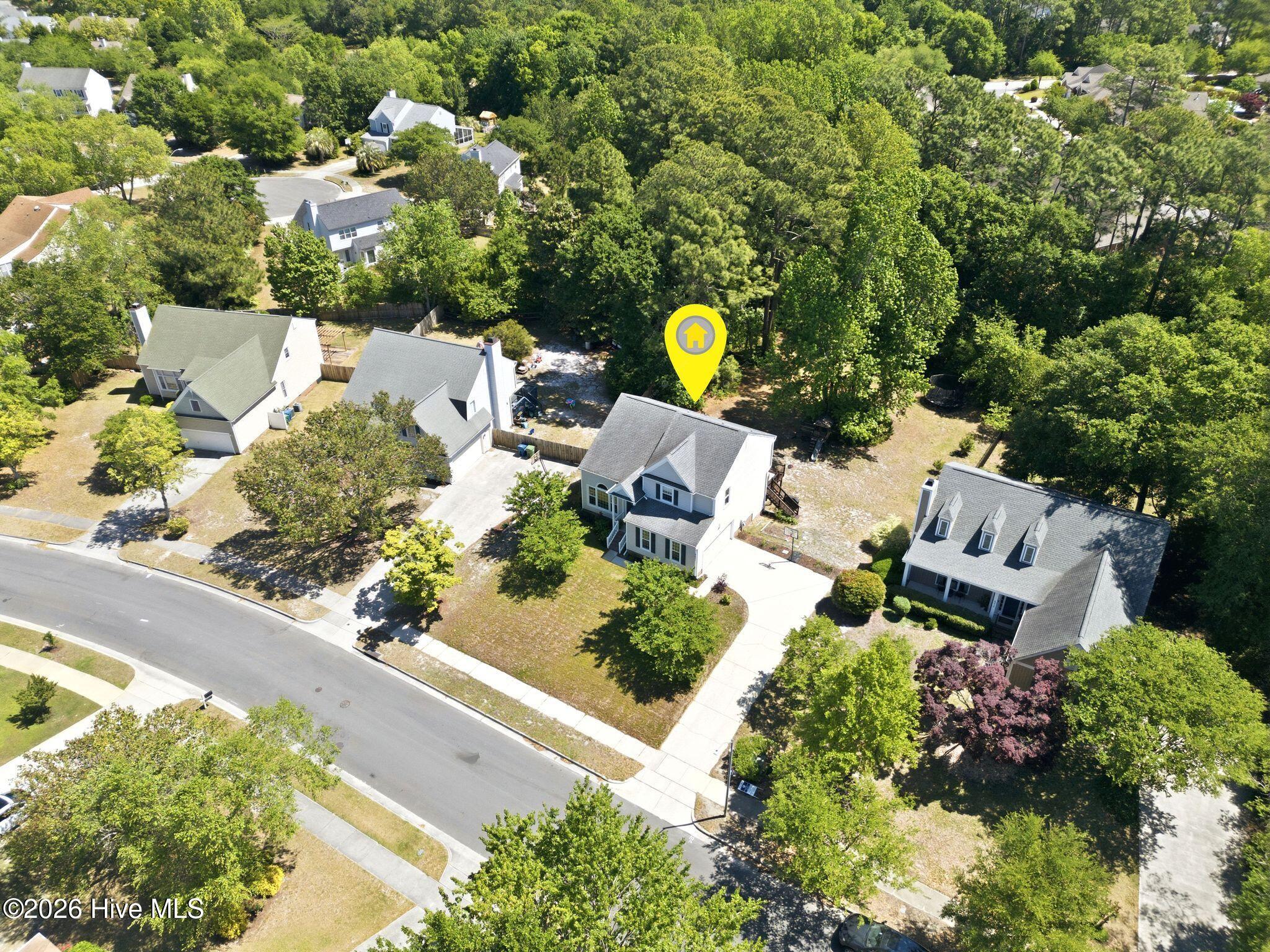 100568966 | Photo 70