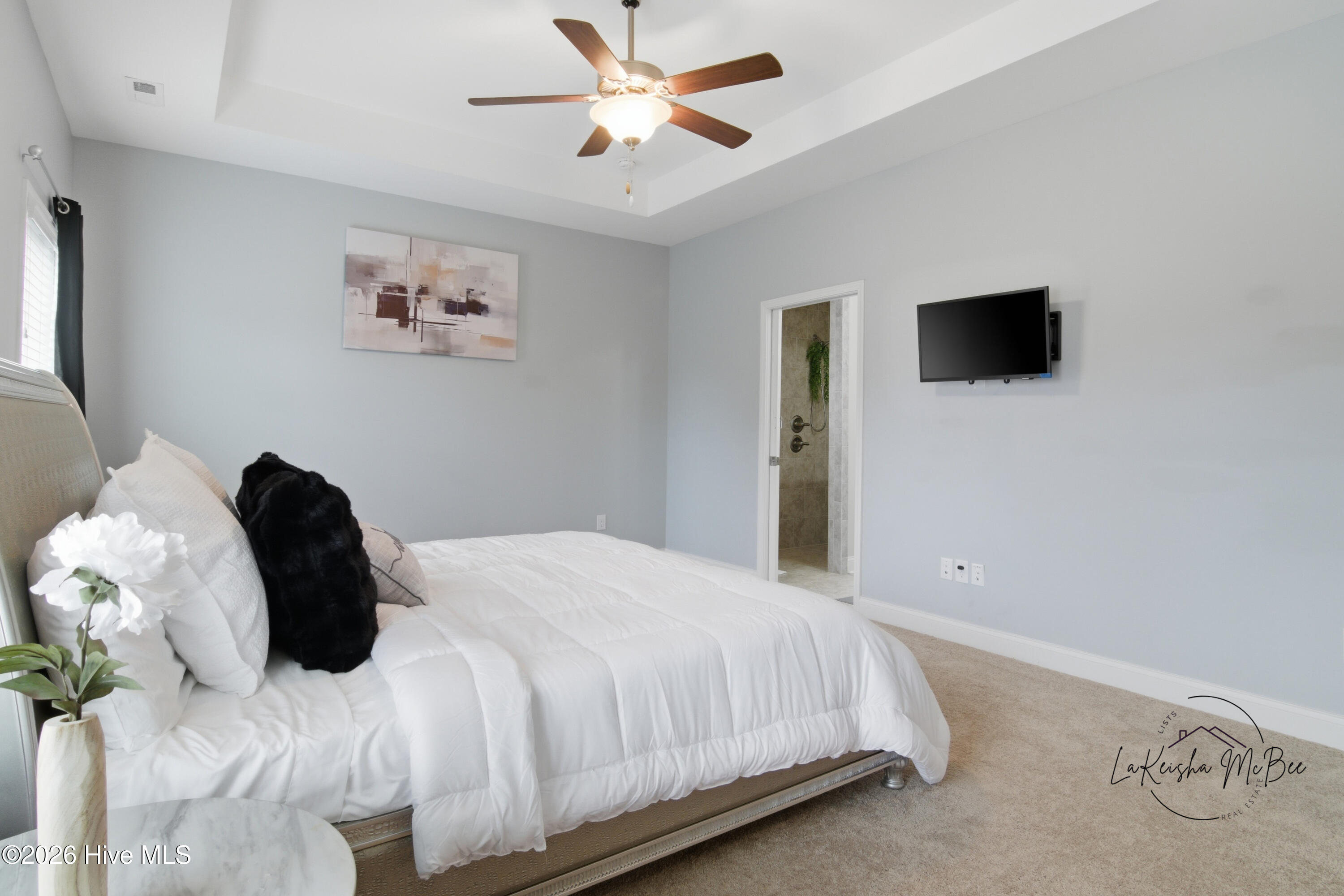 100556252 | Photo 21