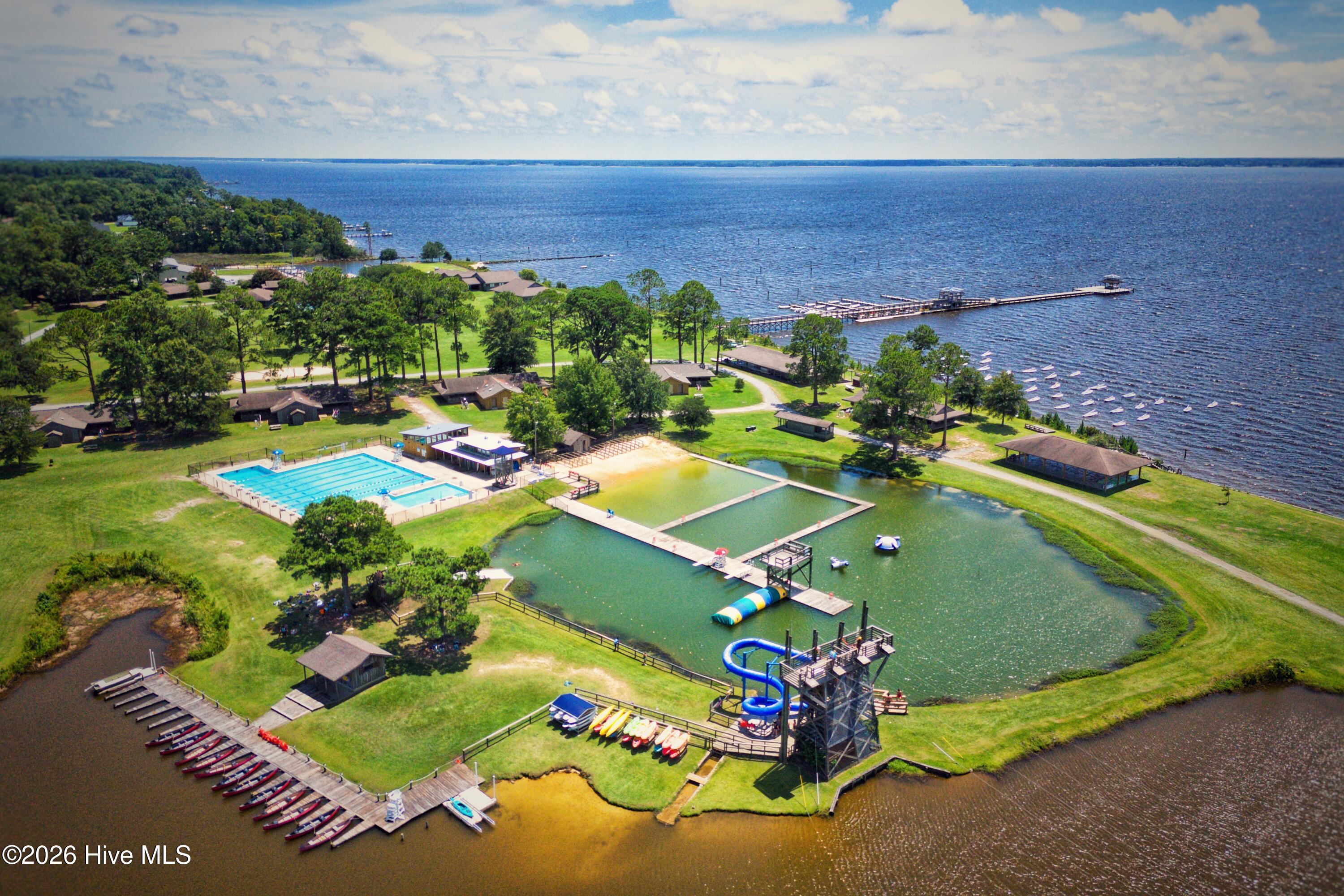 16 Wax Myrtle Court,Minnesott Beach