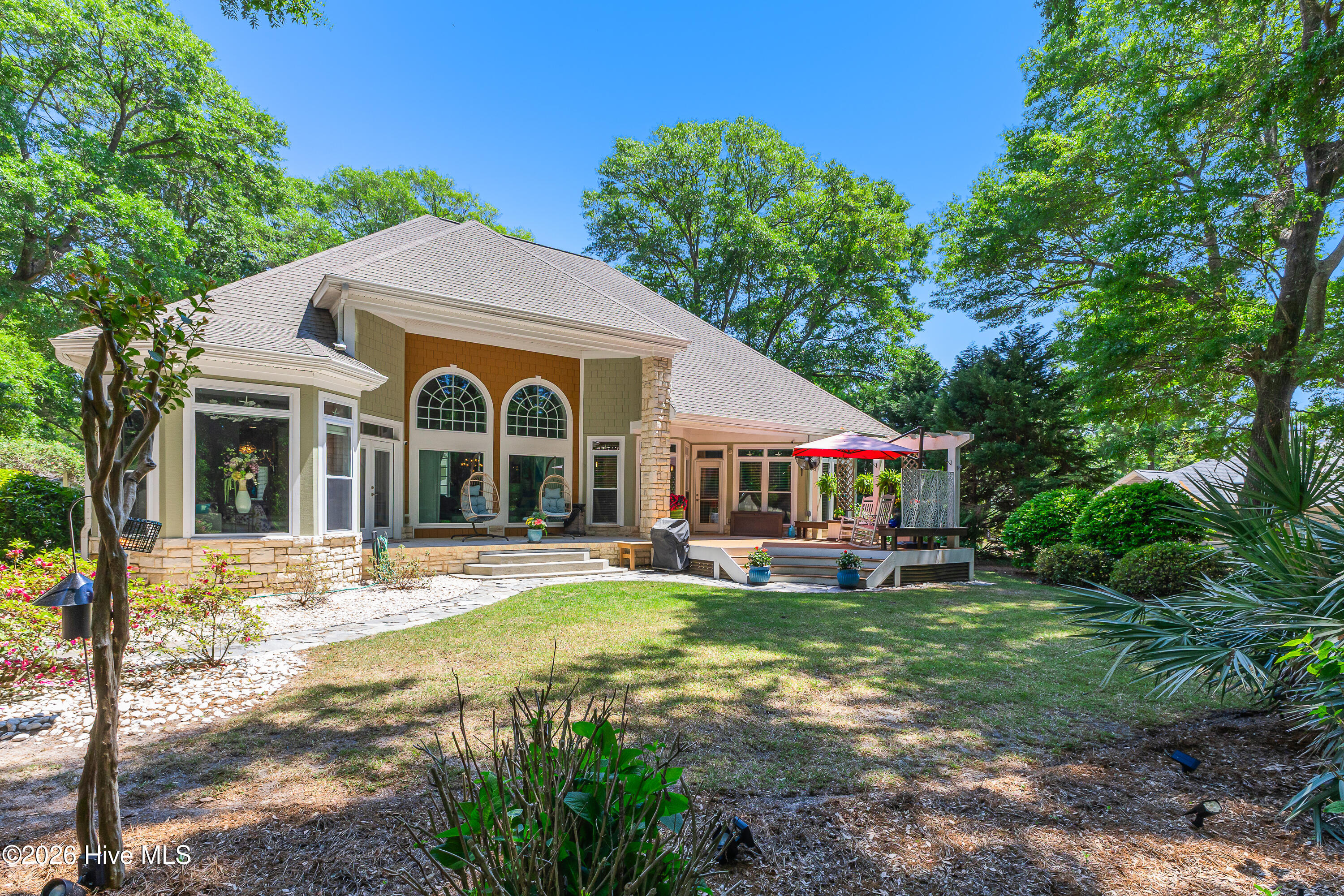 100570031 | Photo 57