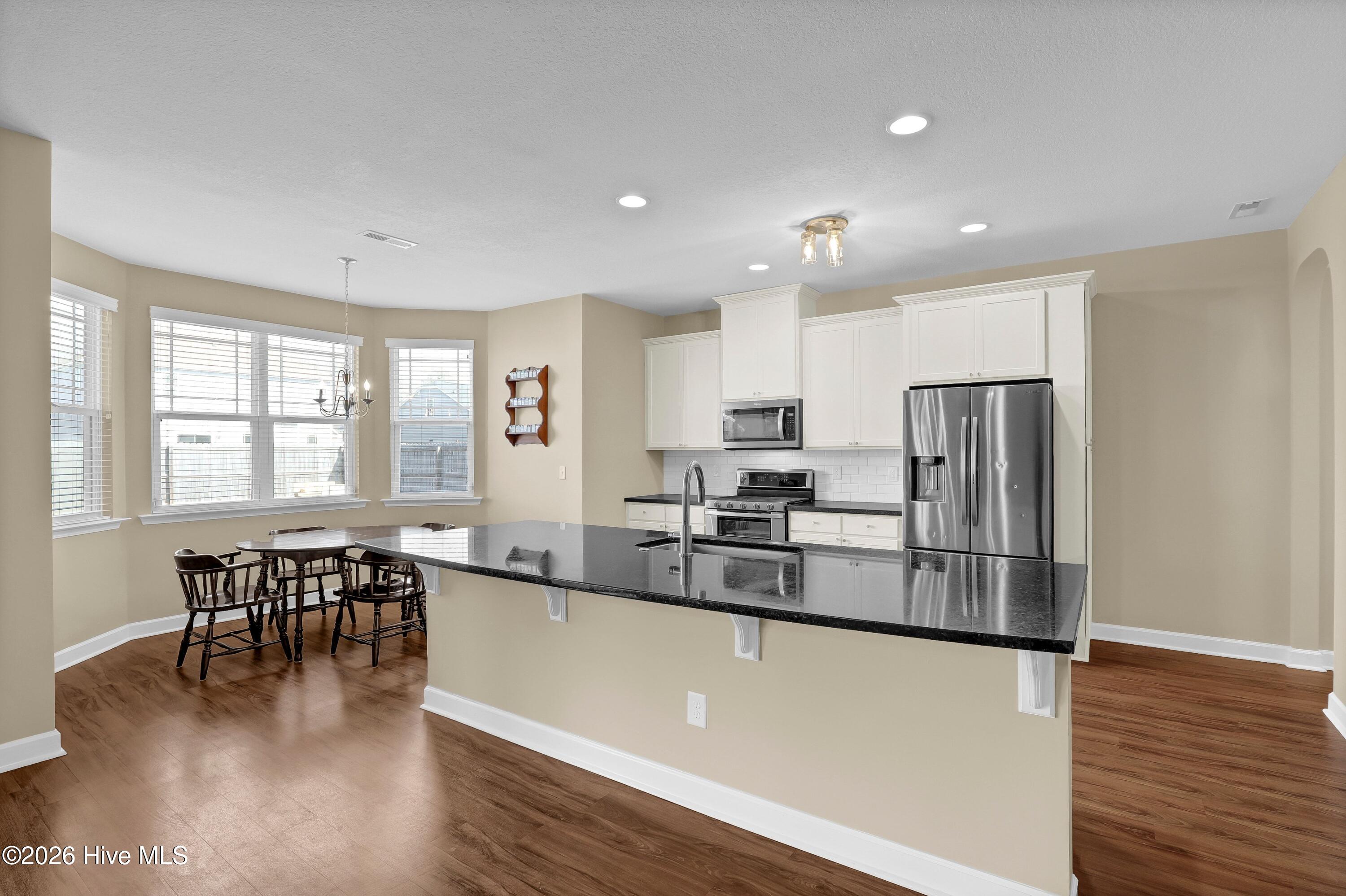 100553474 | Photo 10