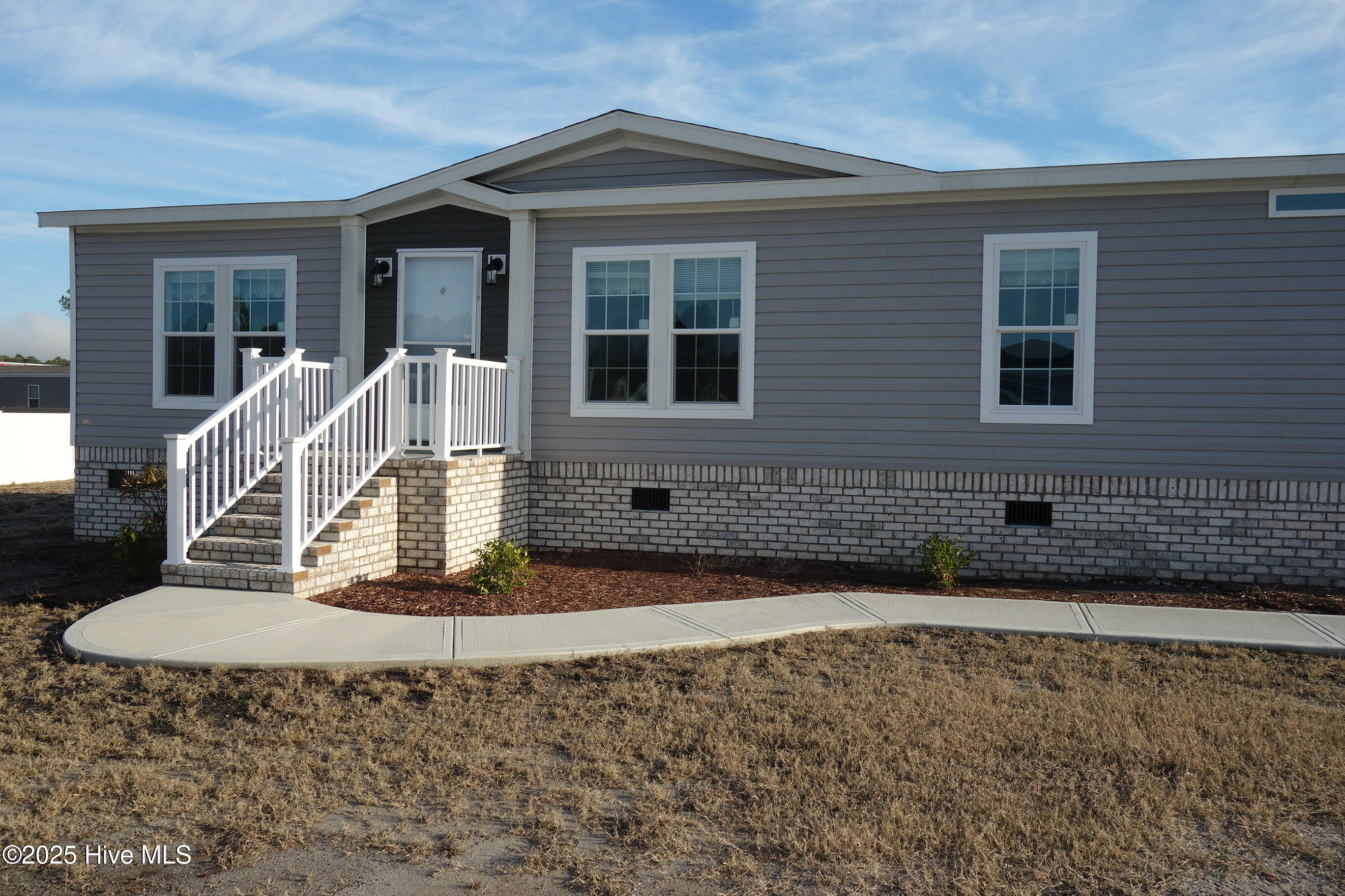 100487552 | Photo 30