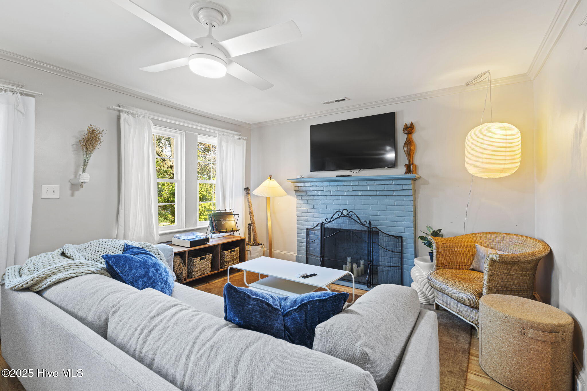 100531966 | Photo 10