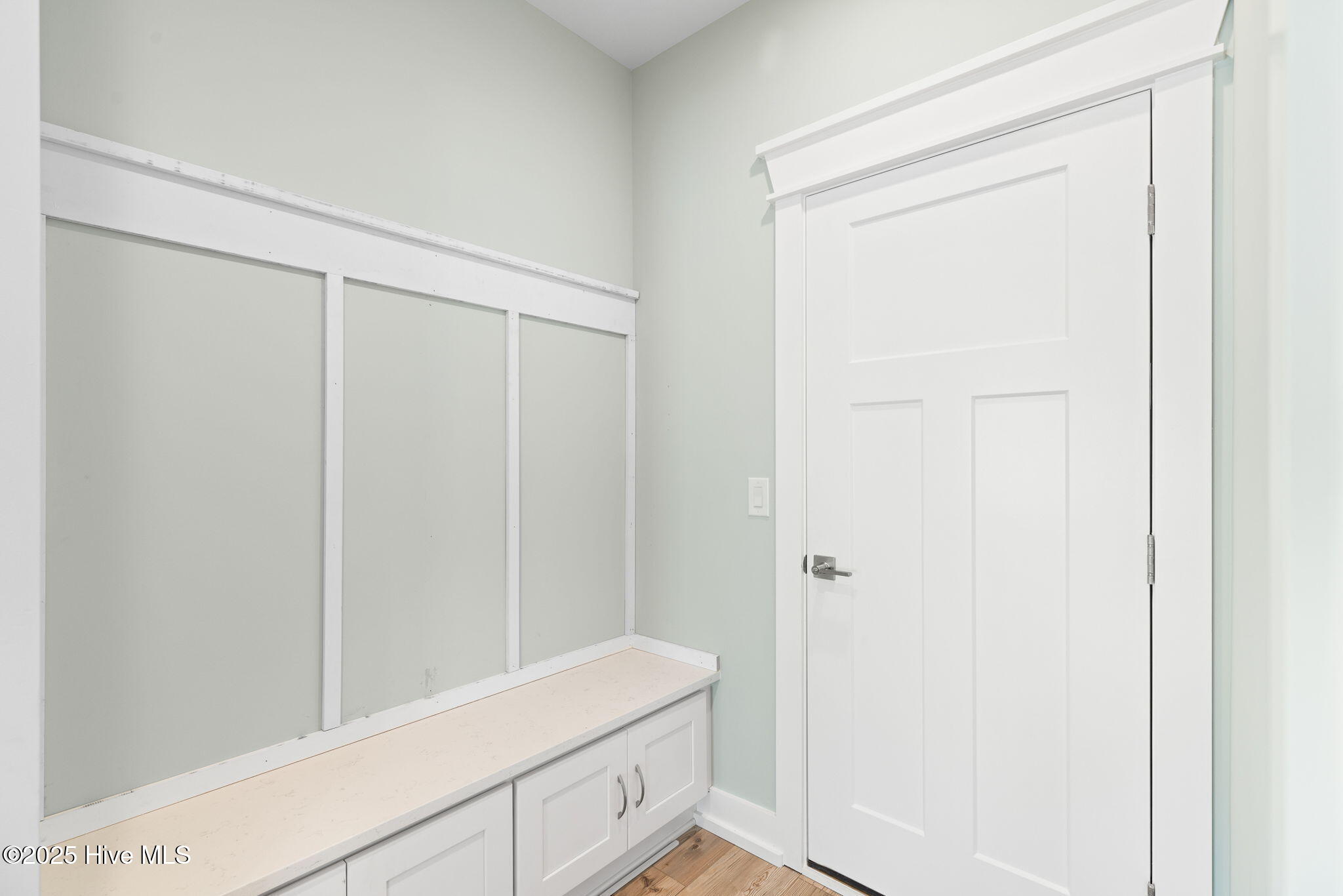 100479580 | Photo 38