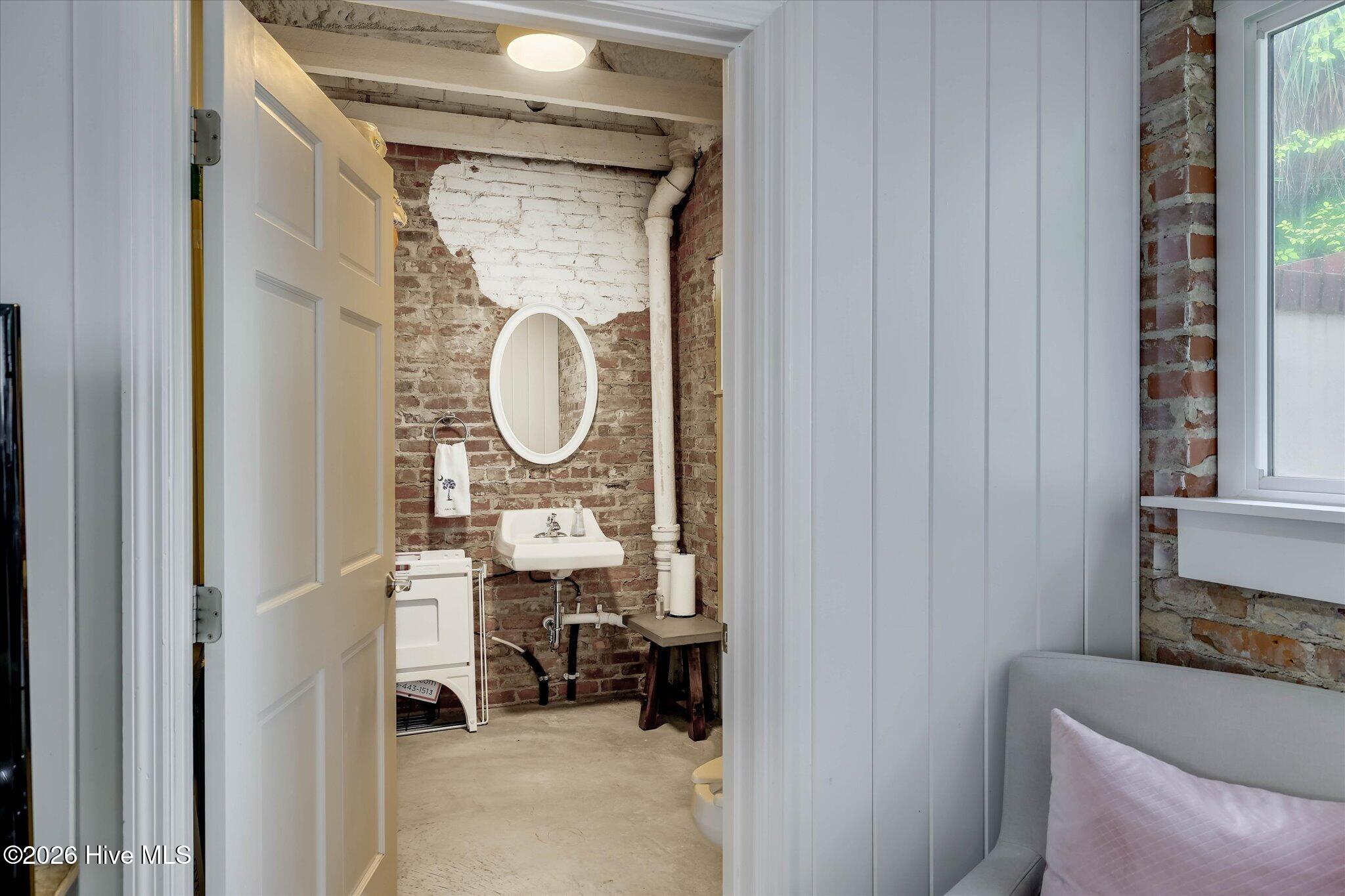 144 Fairfield half bath