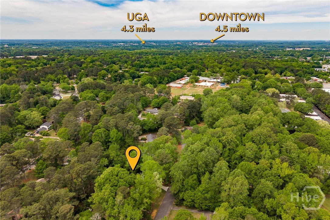 140 Rollingwood Drive