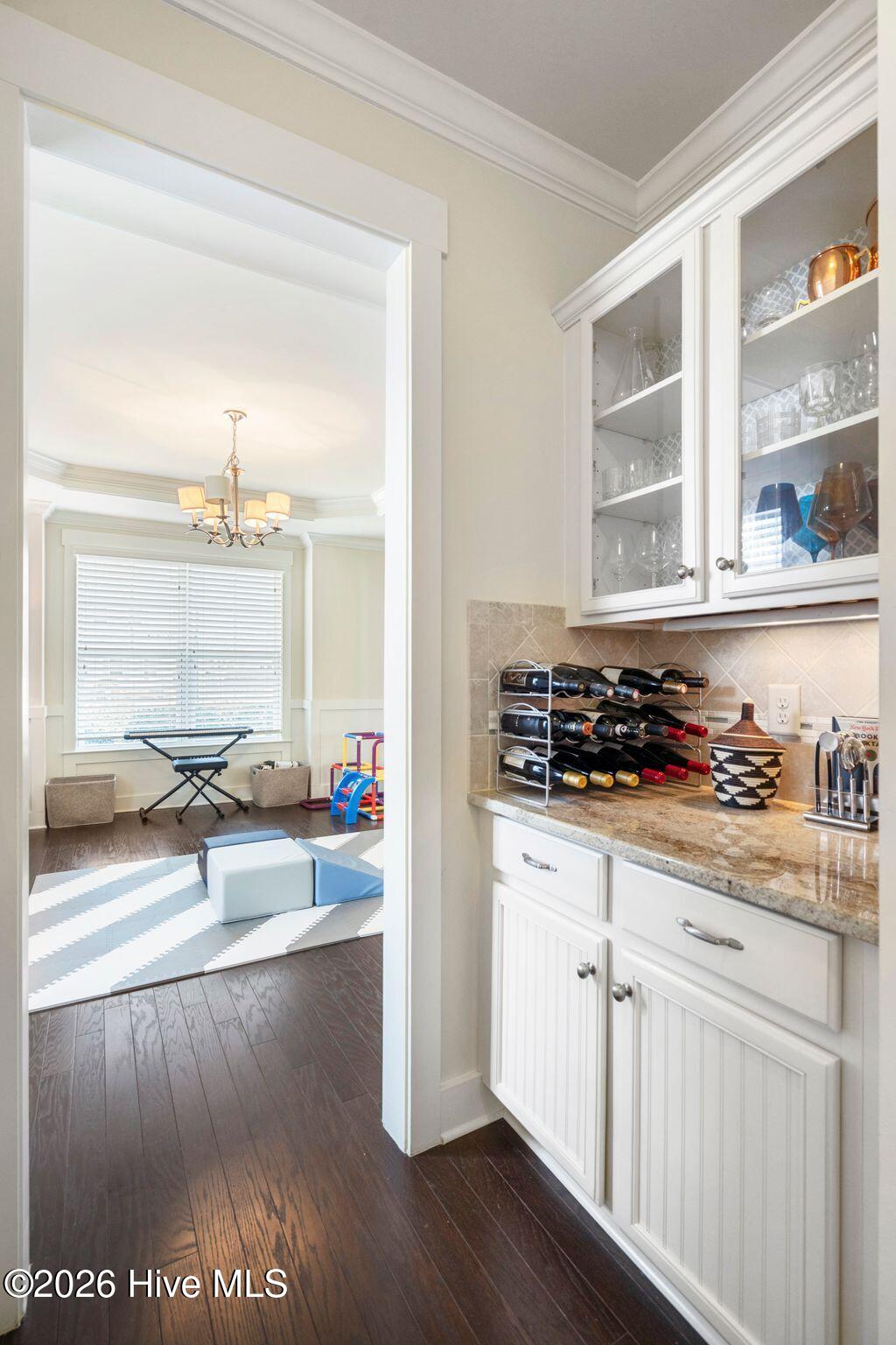 100558844 | Photo 22