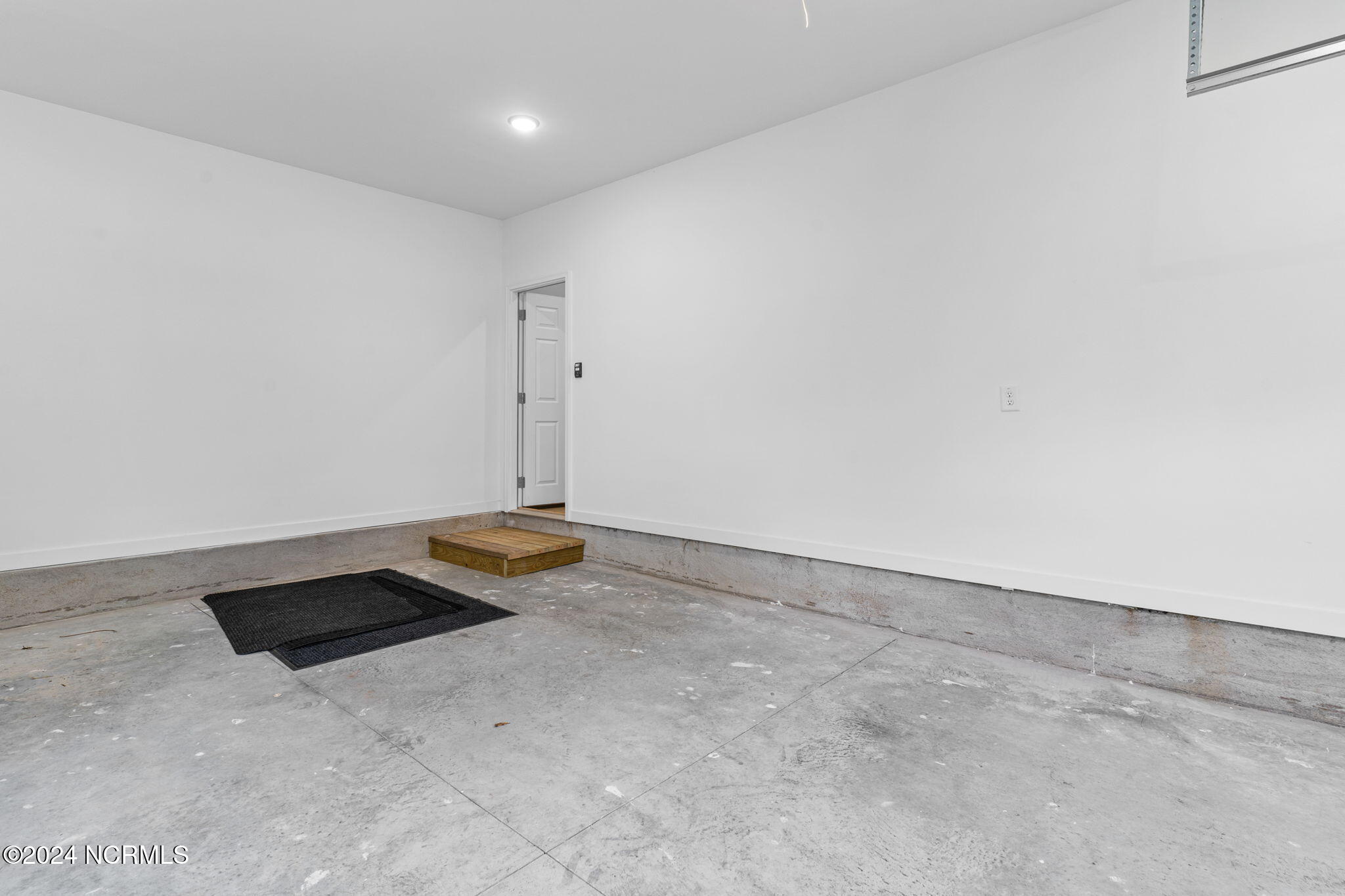 100547531 | Photo 25