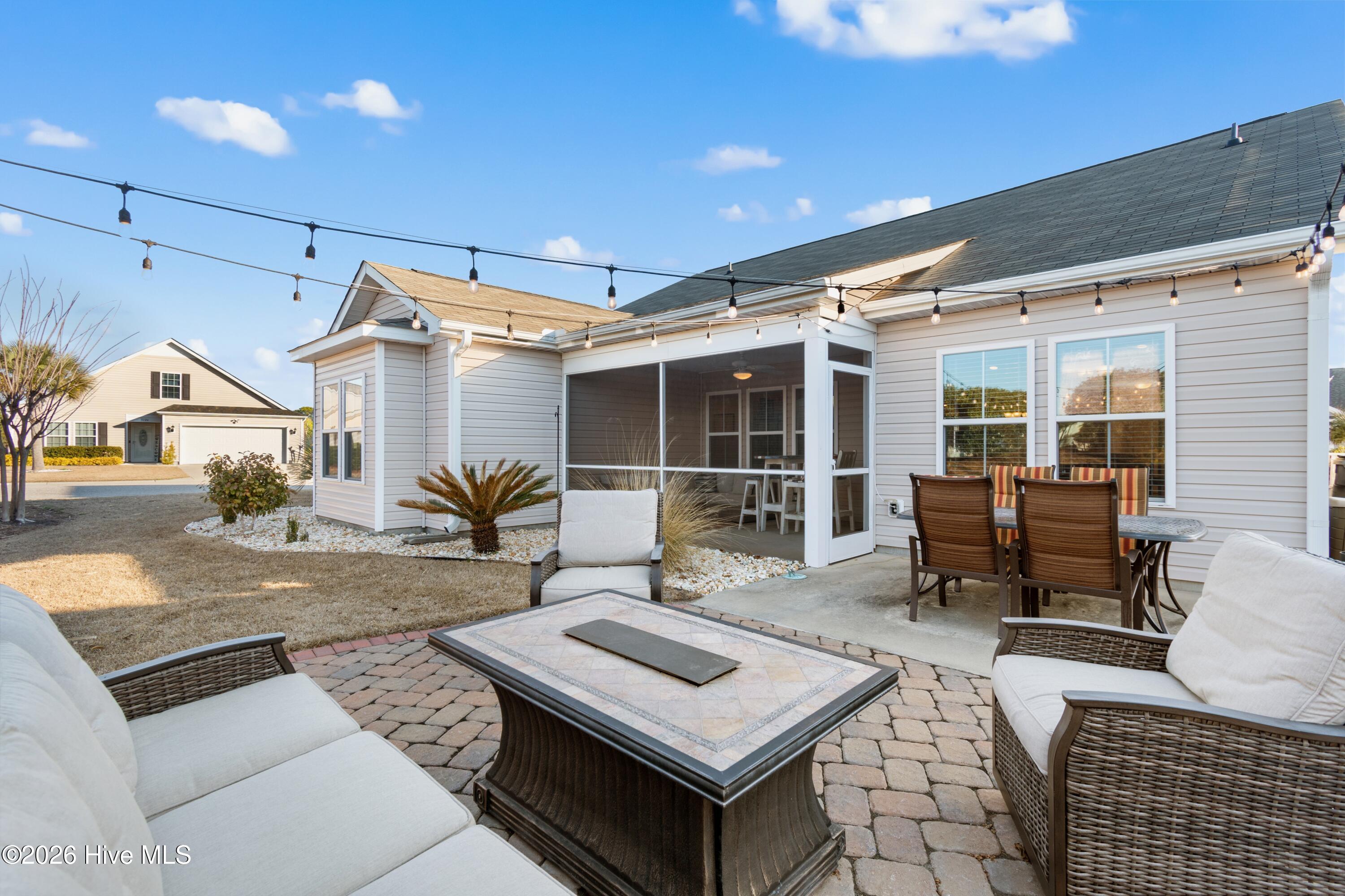 100556472 | Photo 38