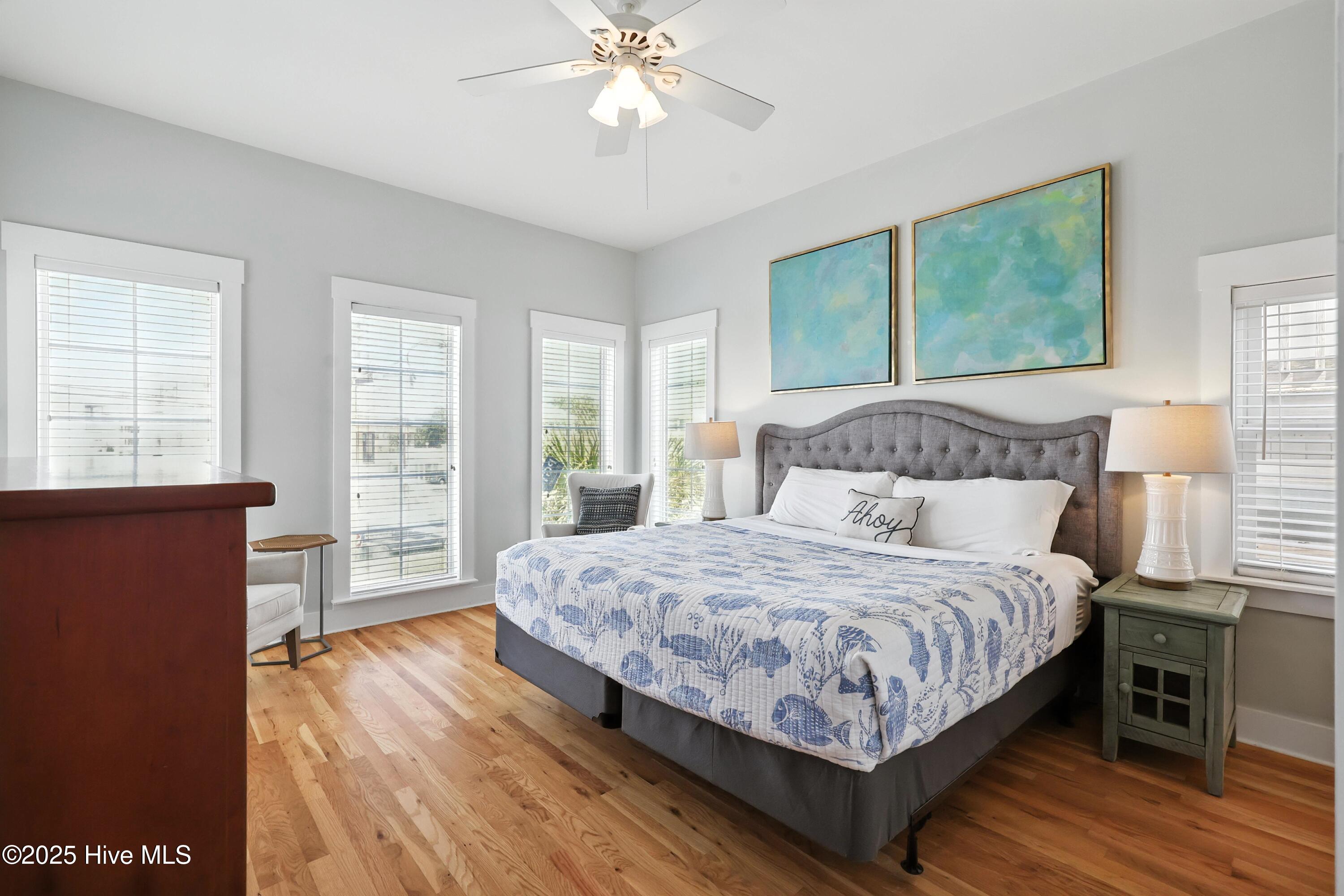 100525482 | Photo 30