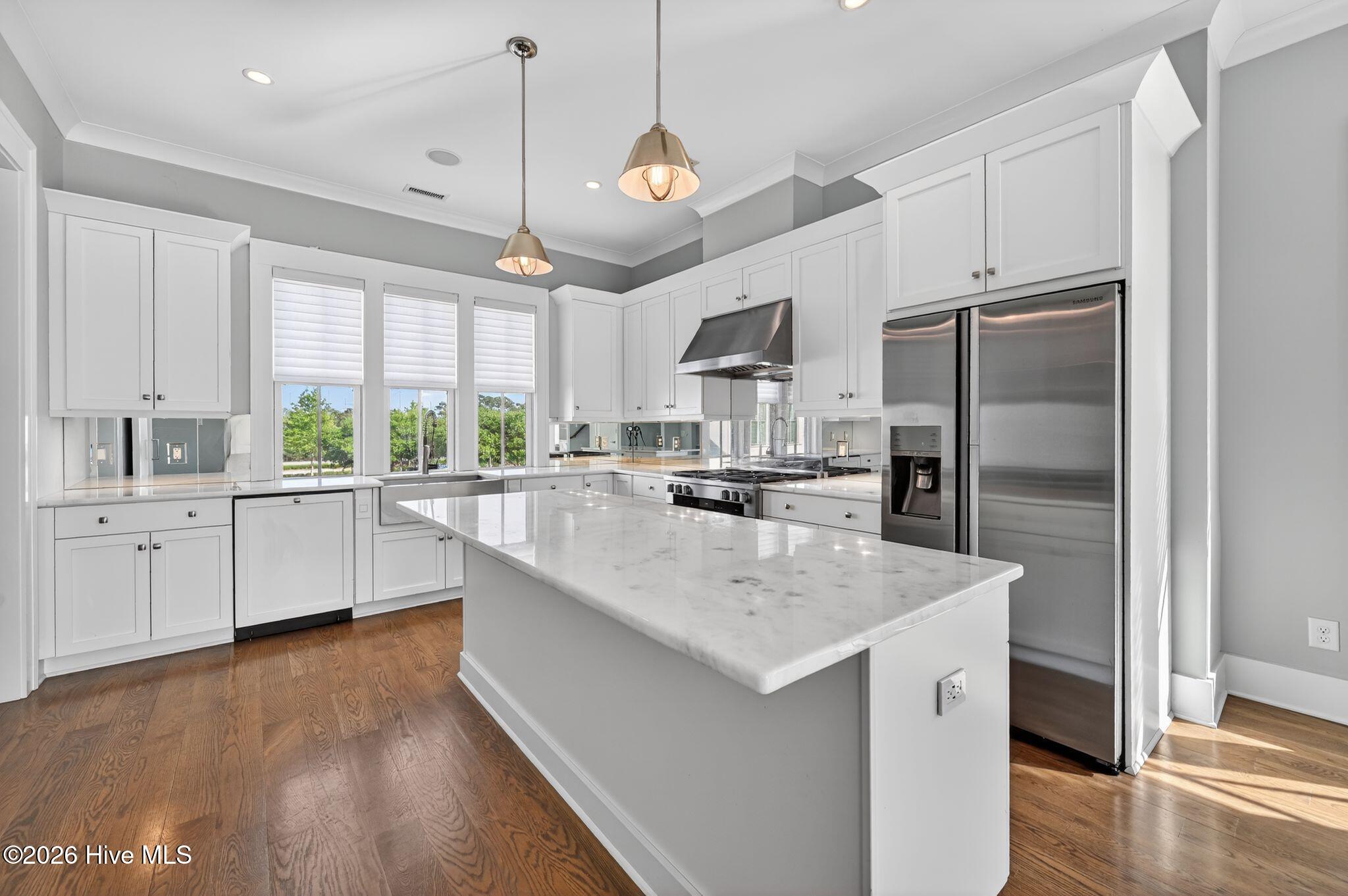 100567554 | Photo 10