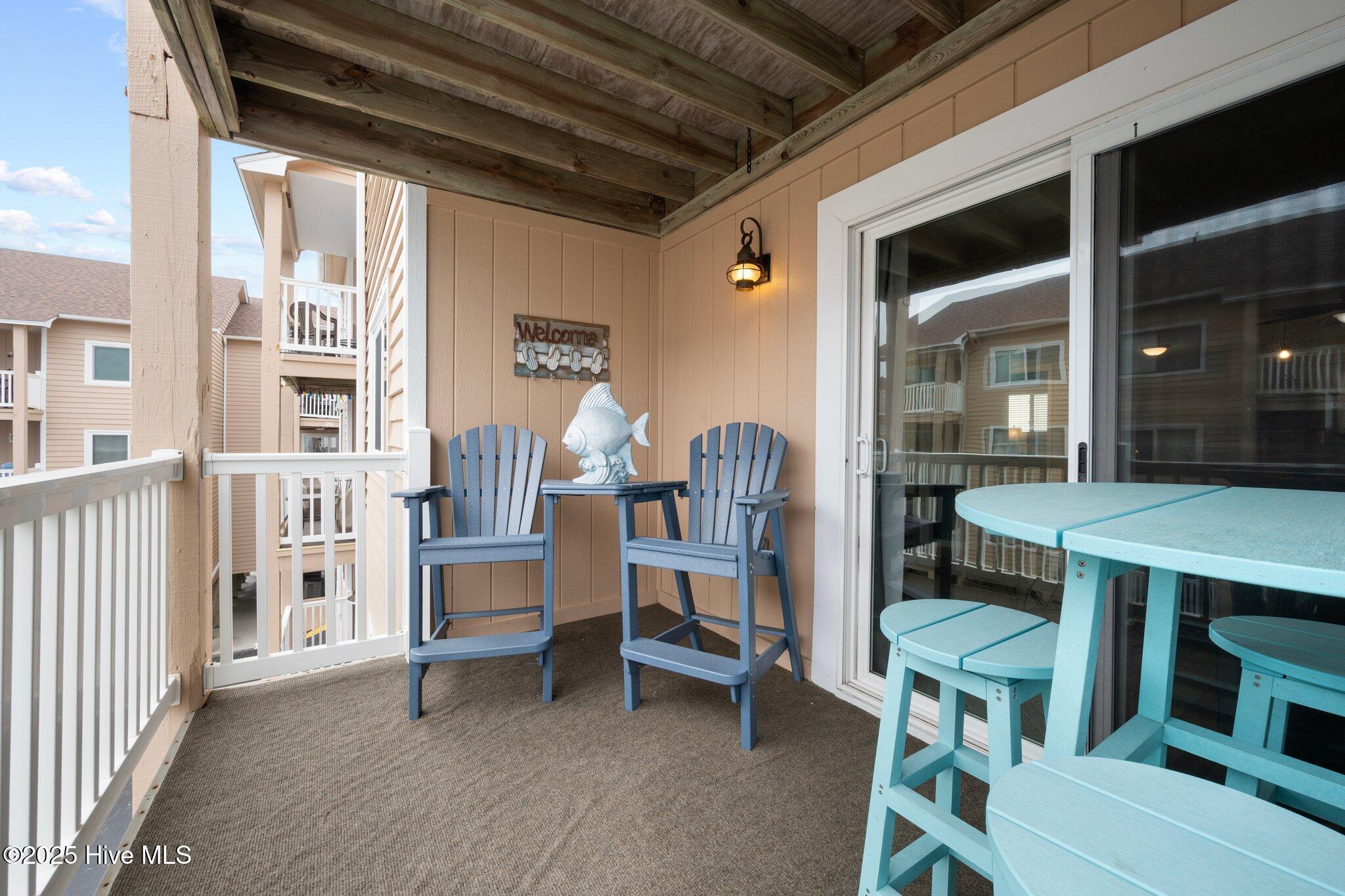 100495398 | Photo 22