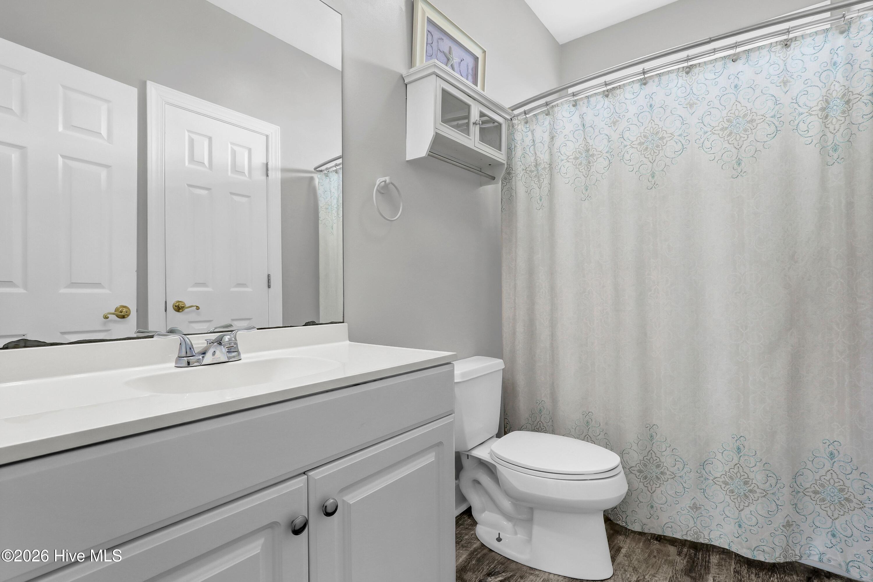 100554620 | Photo 22