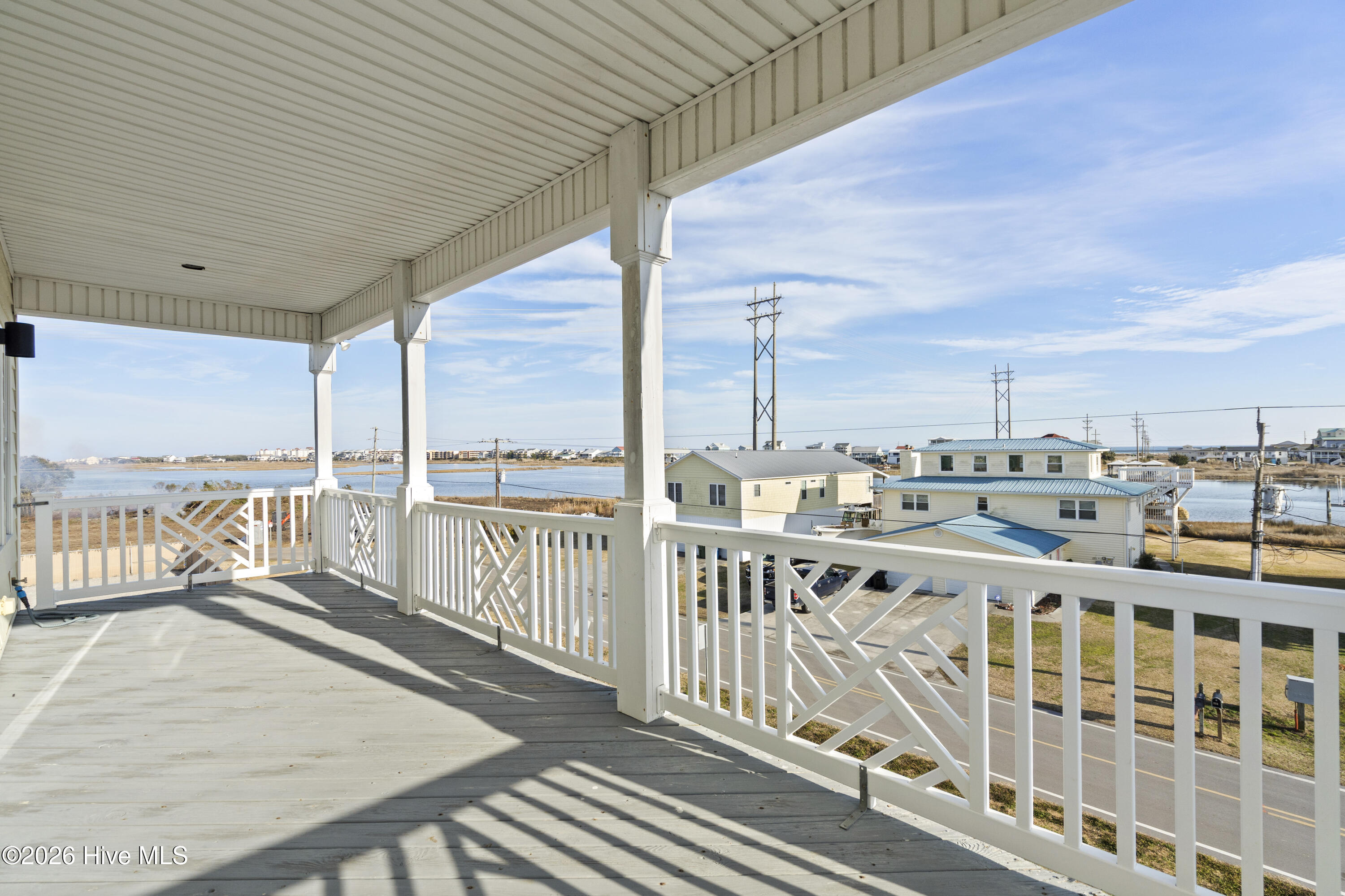 100555944 | Photo 40