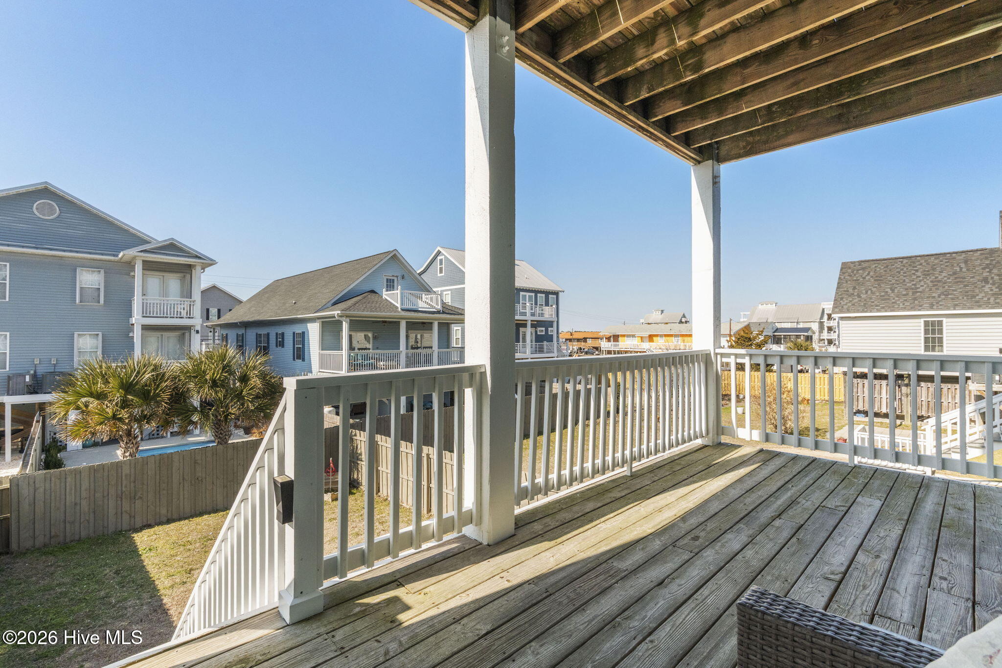 100553989 | Photo 35