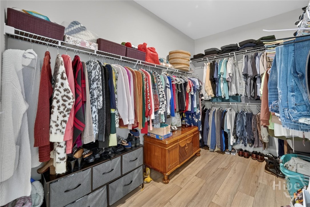 Primary Walk in Closet