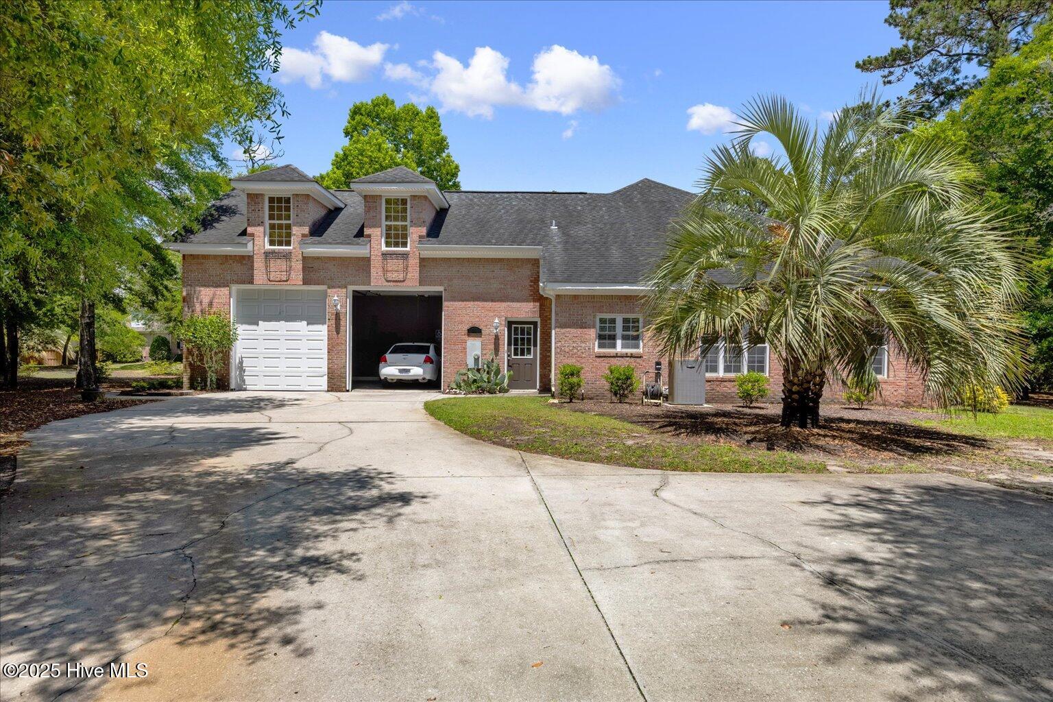 06-EXTERIOR (3 bracket Merged) LINDA