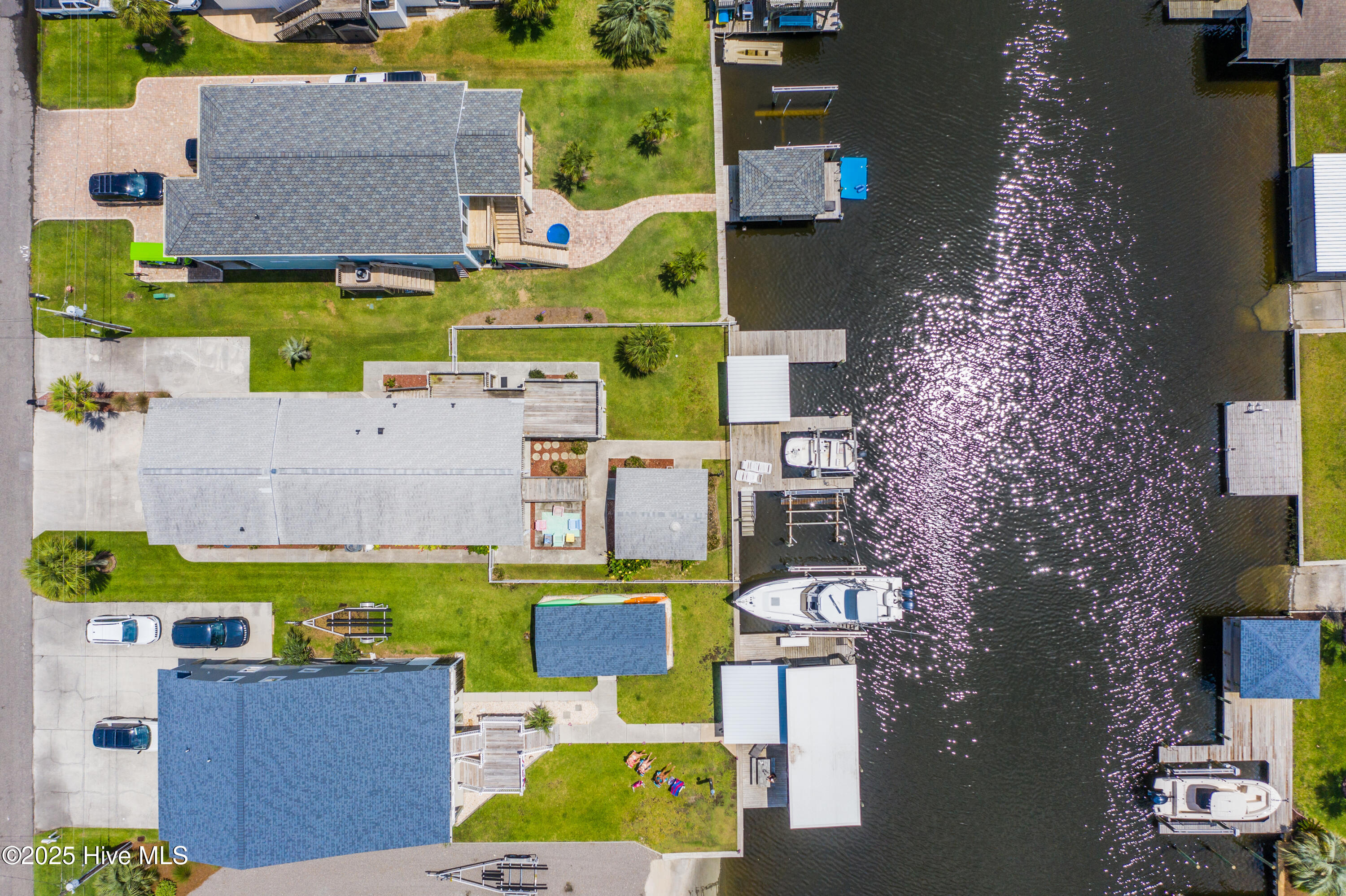 100517491 | Photo 44