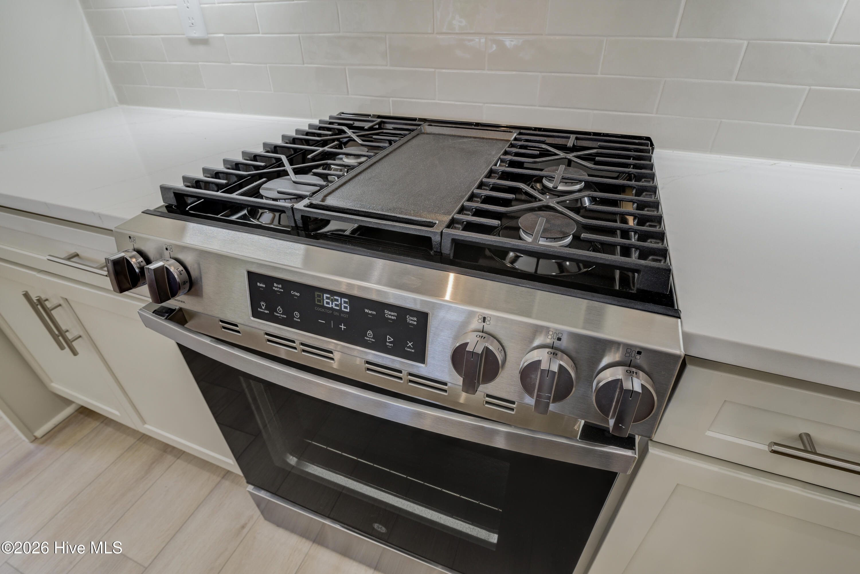 100541947 | Photo 21