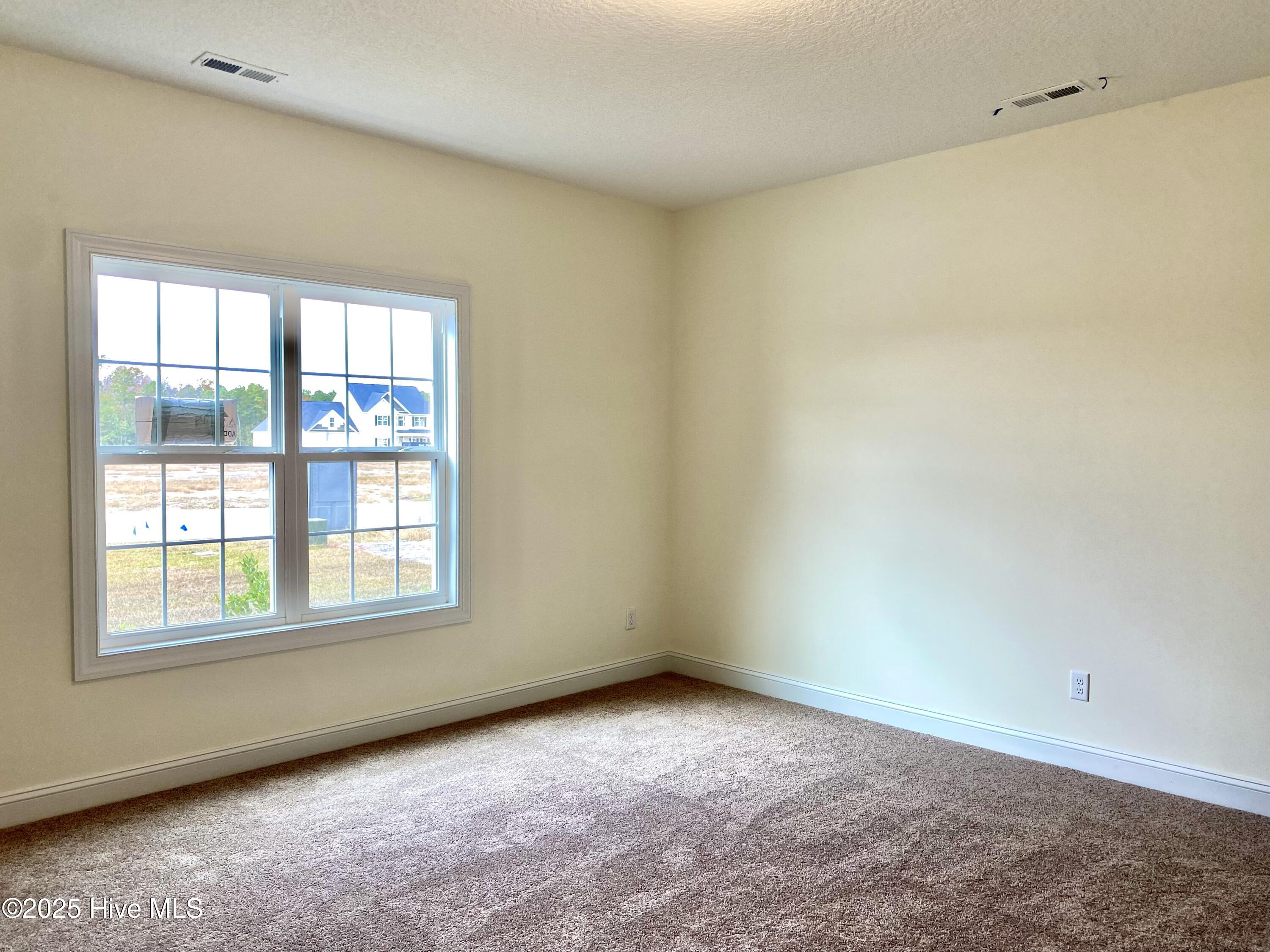 100483147 | Photo 24