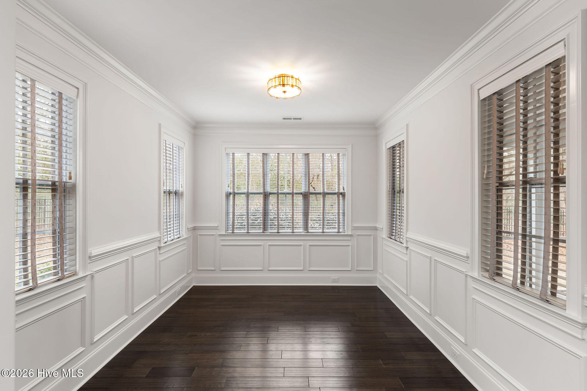 100554356 | Photo 23