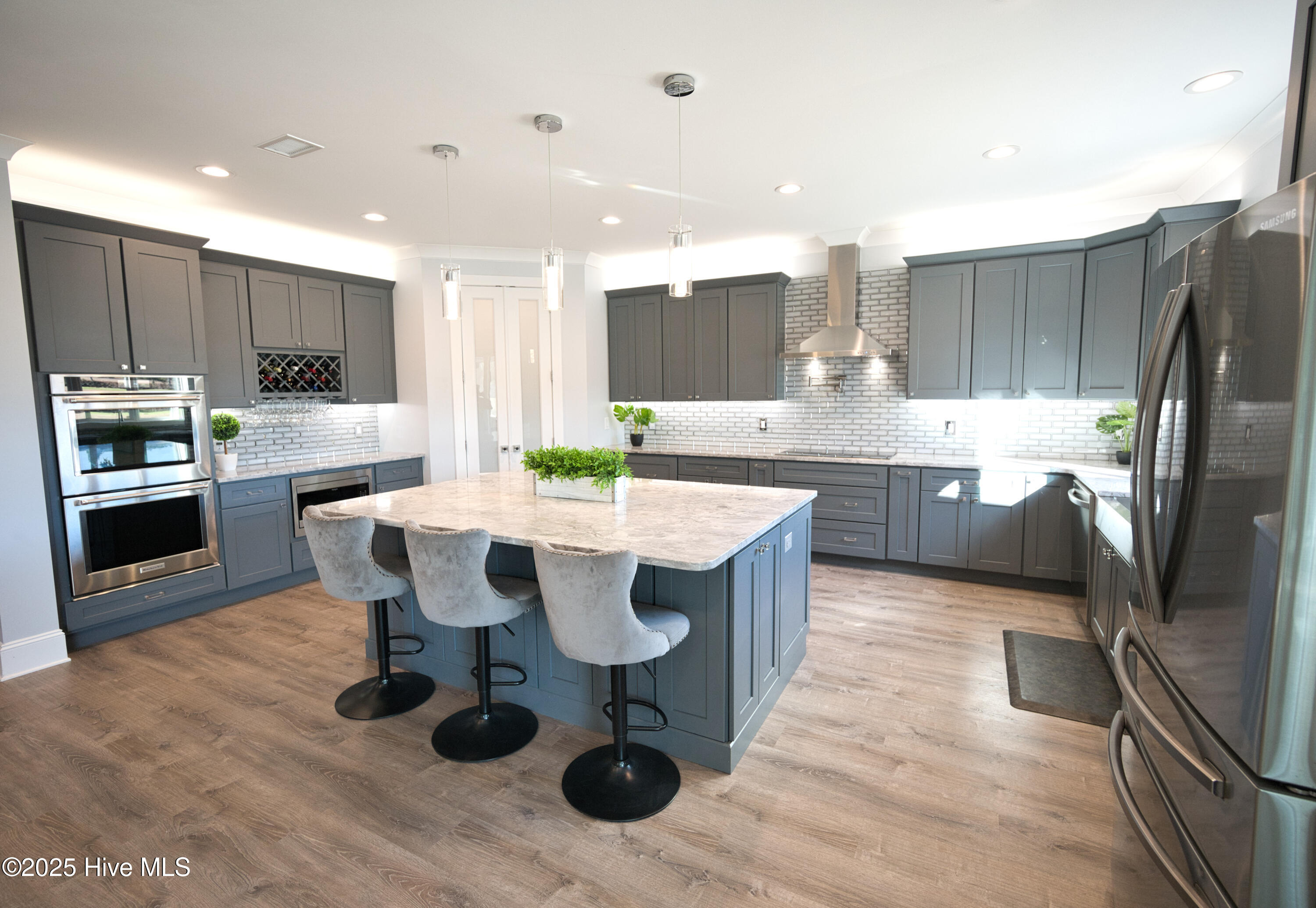 100546521 | Photo 20