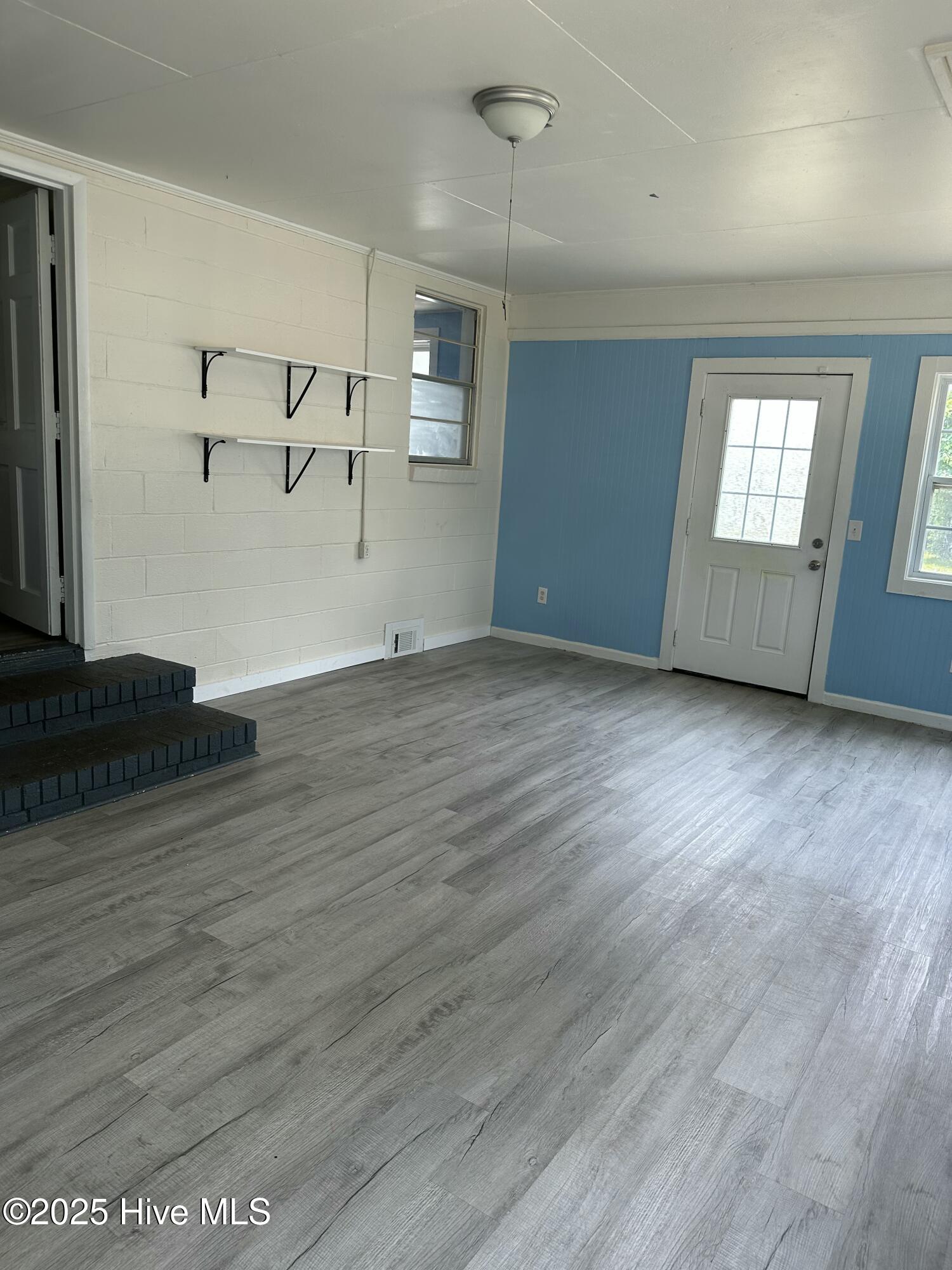 100513996 | Photo 37