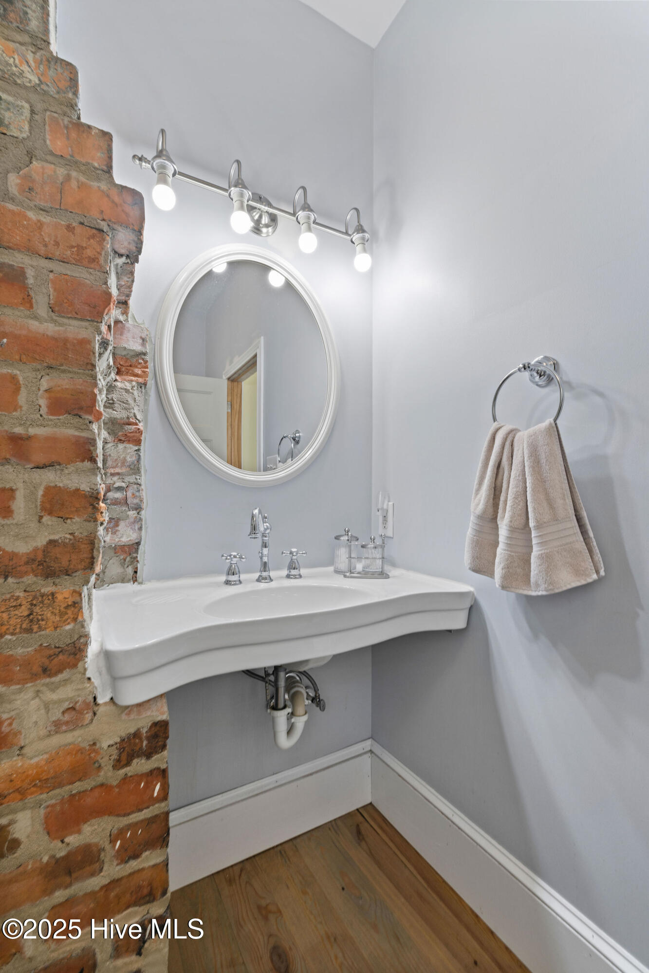 Stunning Sink built into the brick