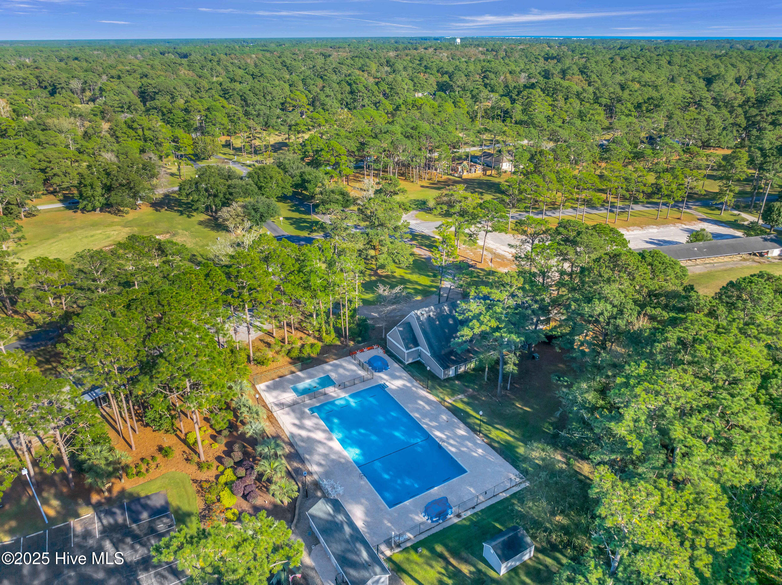 100538752 | Photo 47