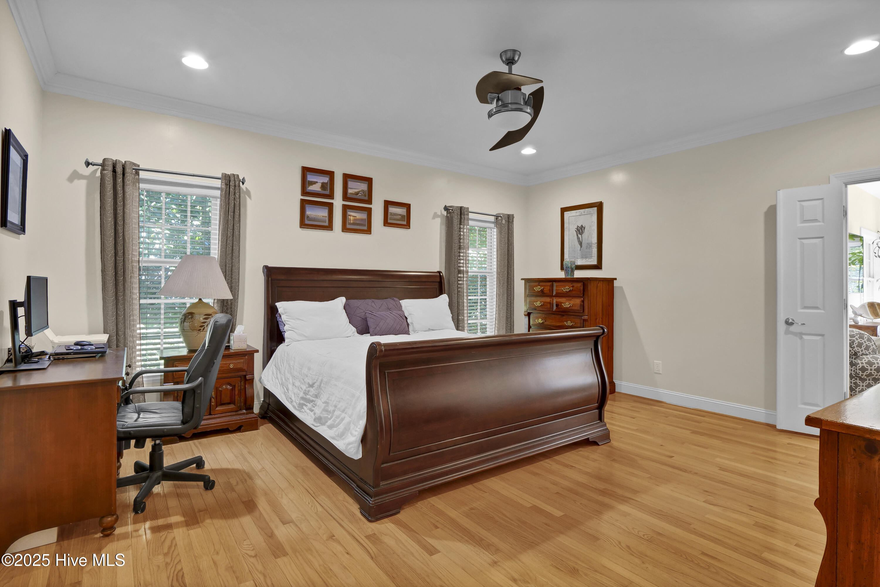 100539062 | Photo 30