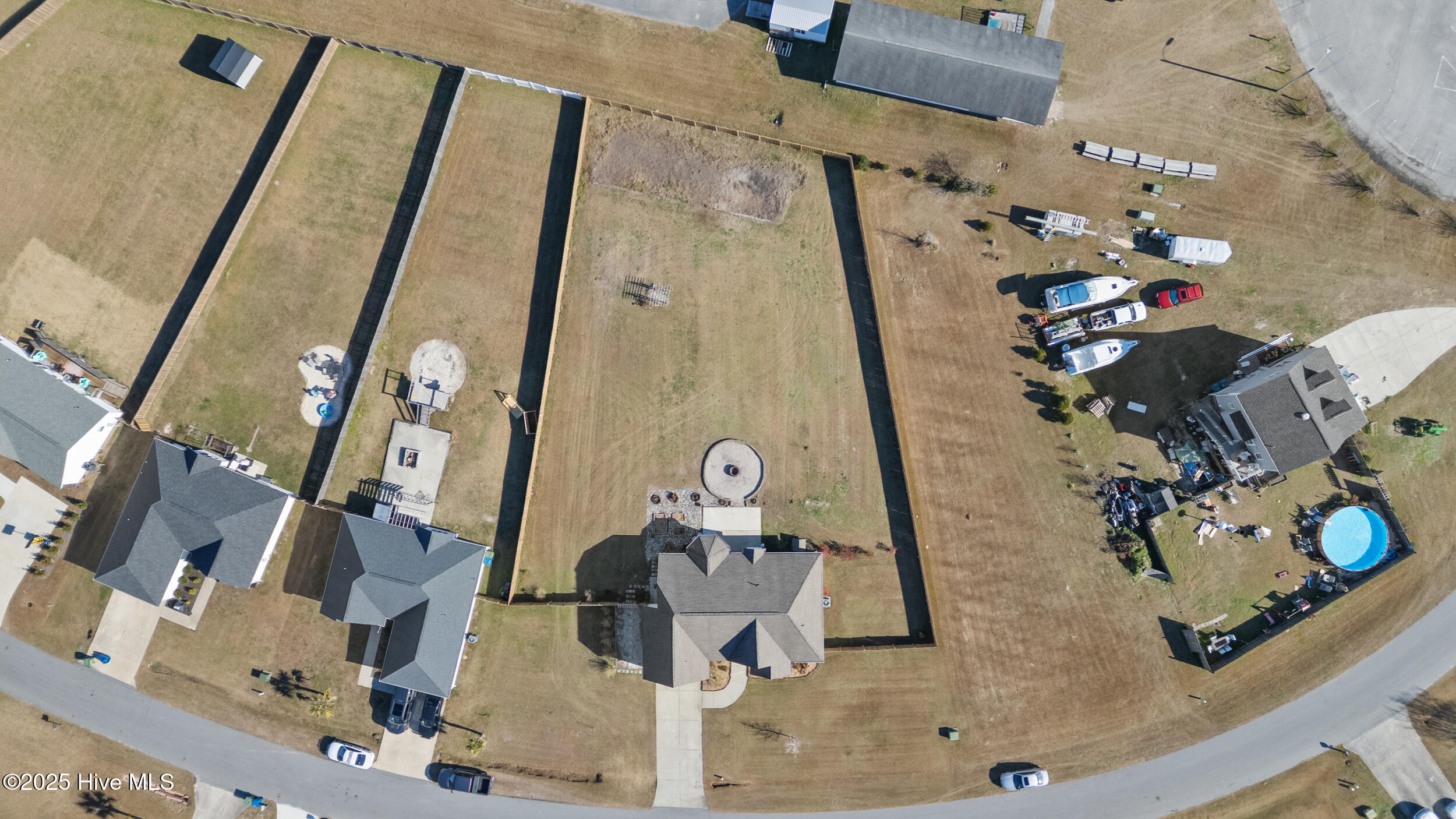 100545669 | Photo 46