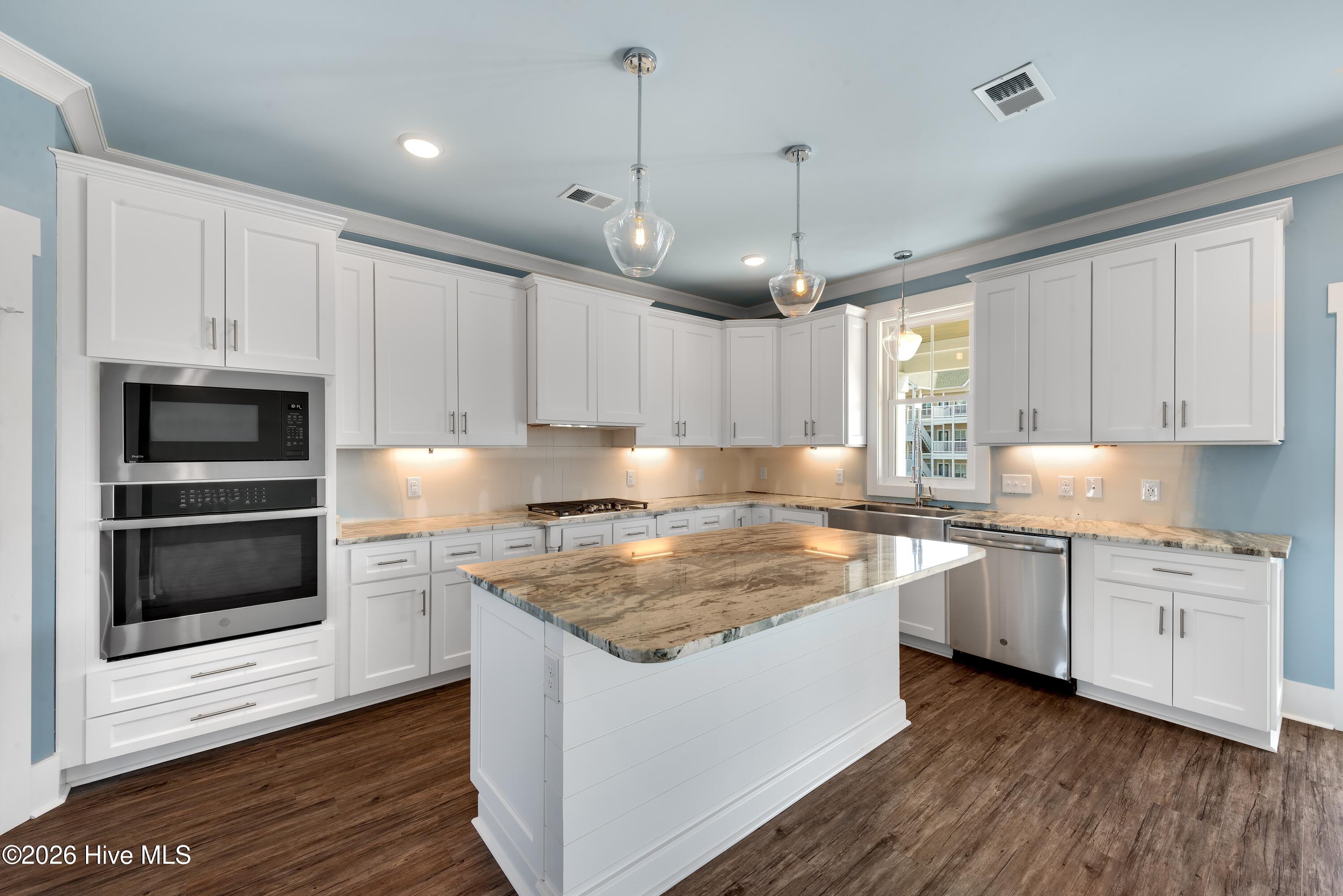 90 W 1st Street, Ocean Isle Beach, NC, 28469