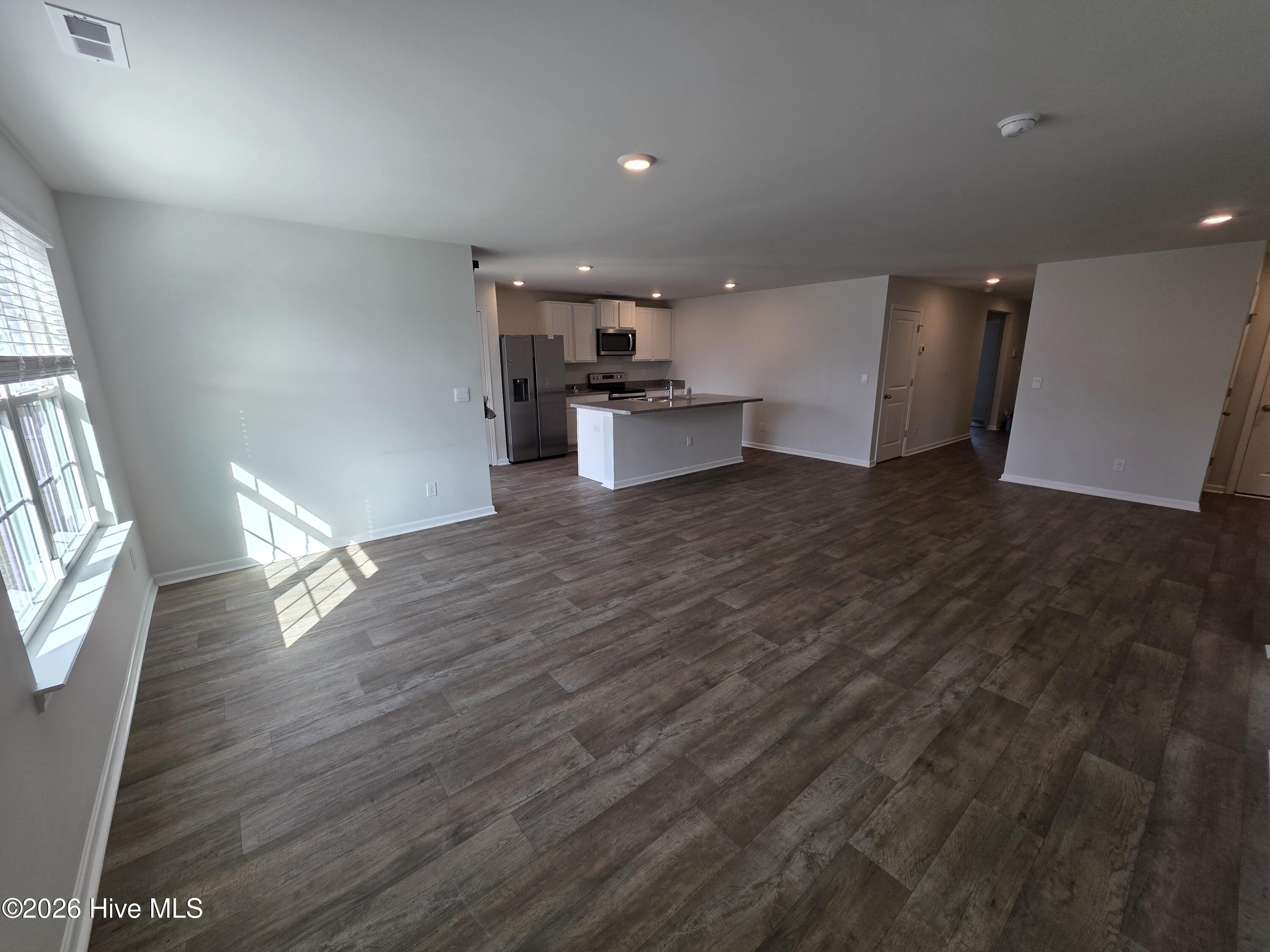 100552065 | Photo 12