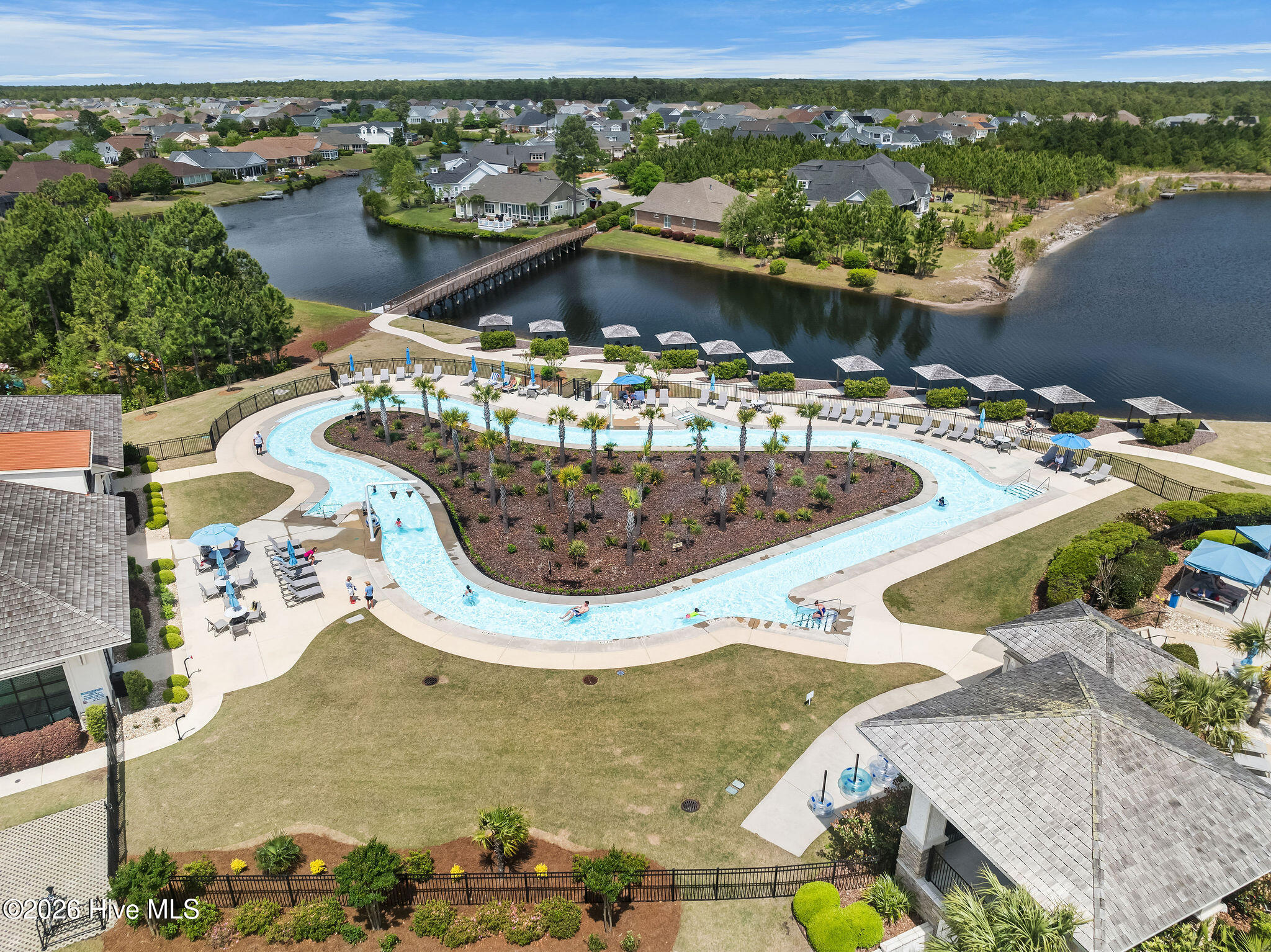 100565690 | Photo 108