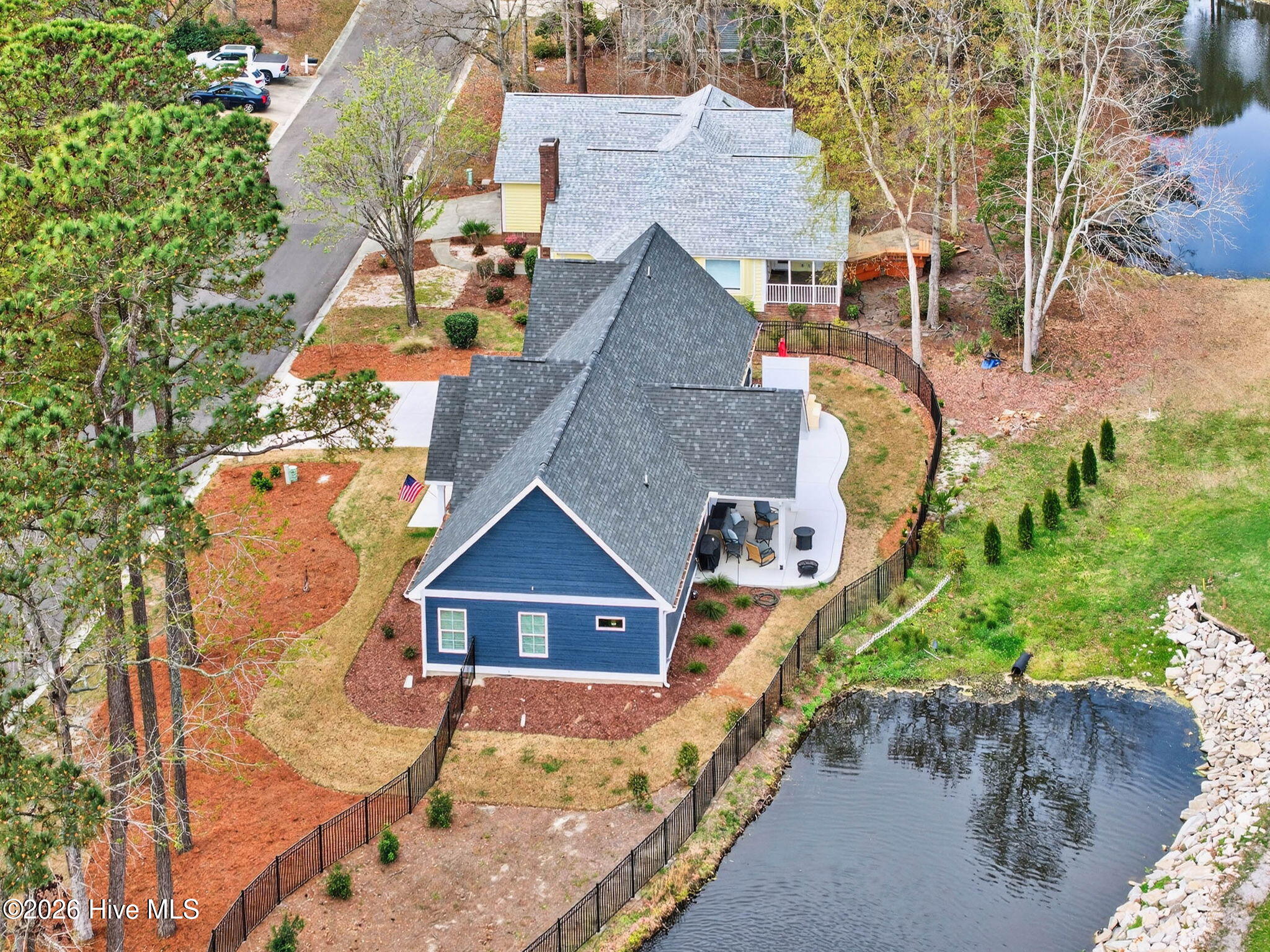 100563194 | Photo 41