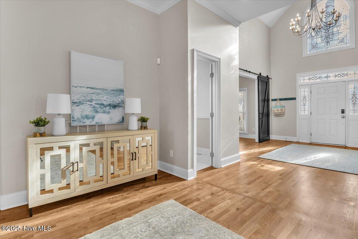 100545058 | Photo 16