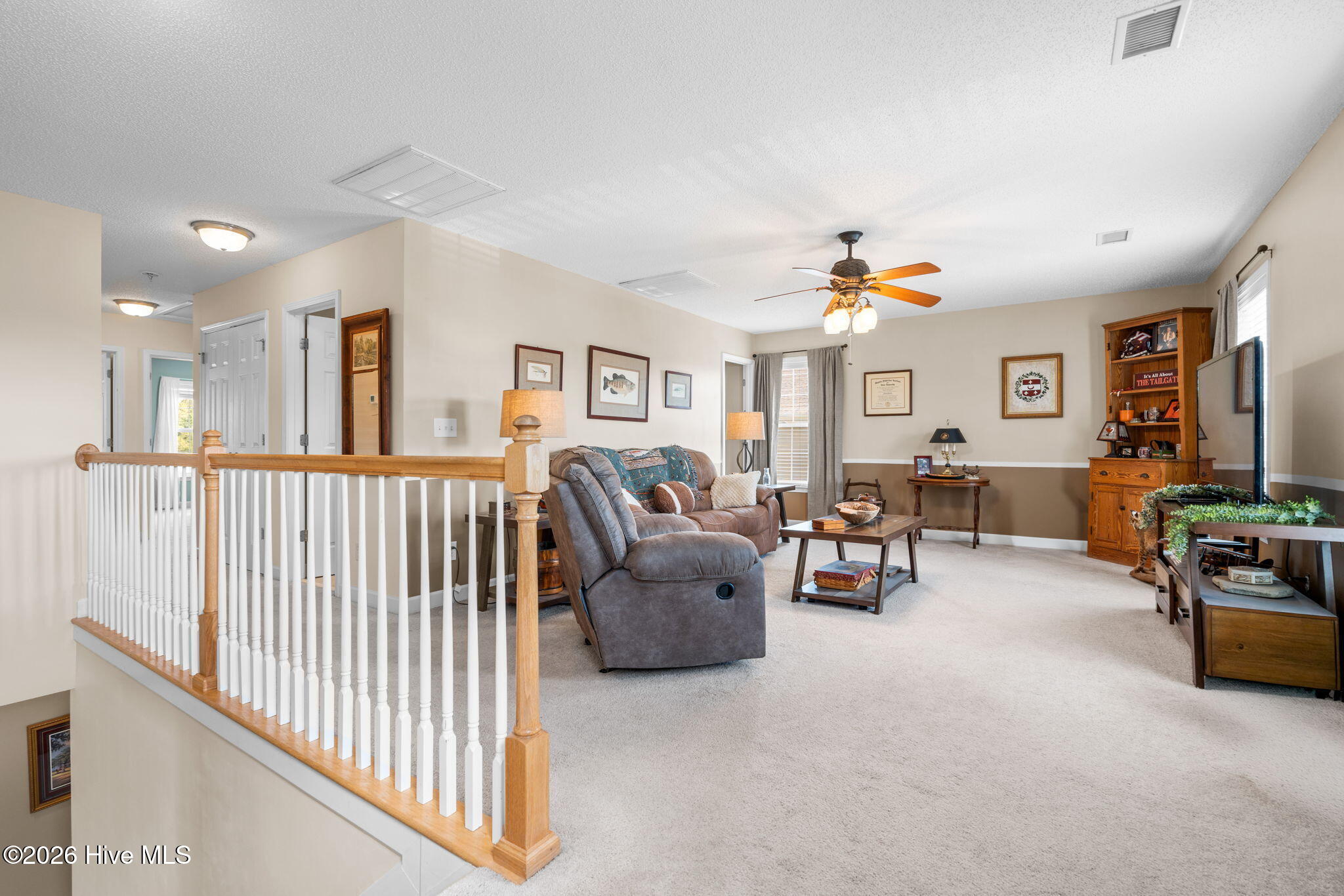 100570375 | Photo 22