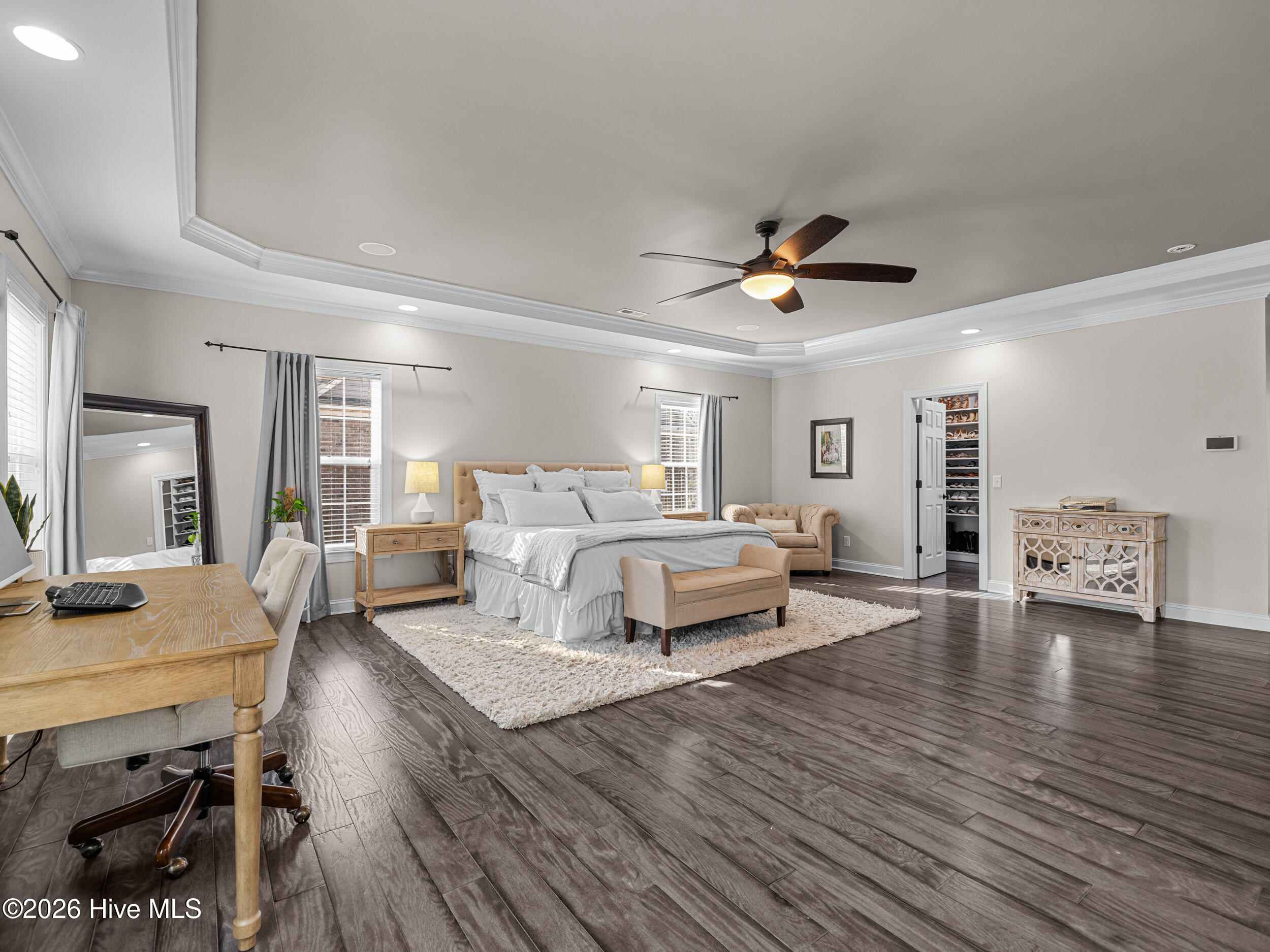 100557590 | Photo 37