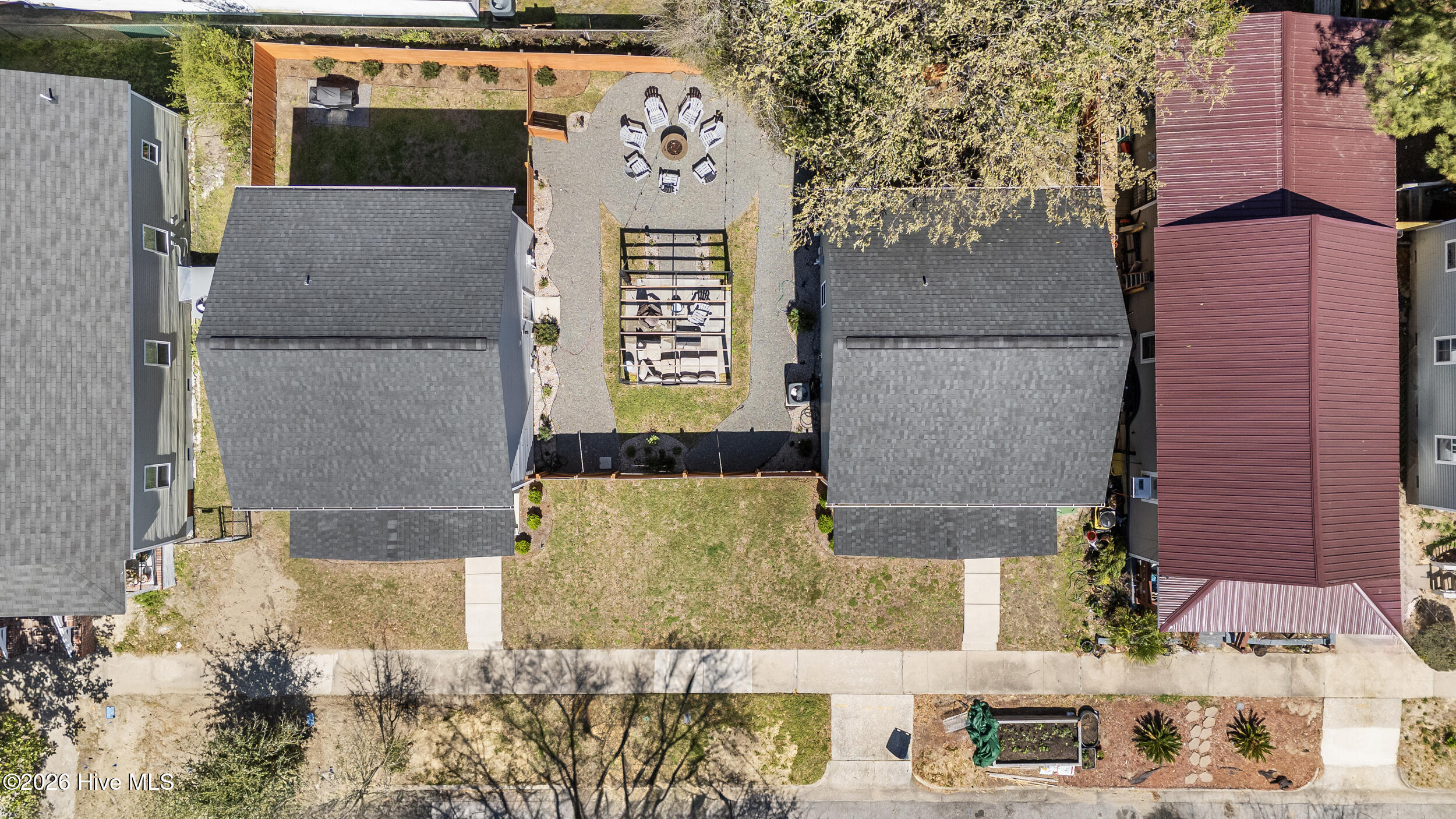 100563466 | Photo 29