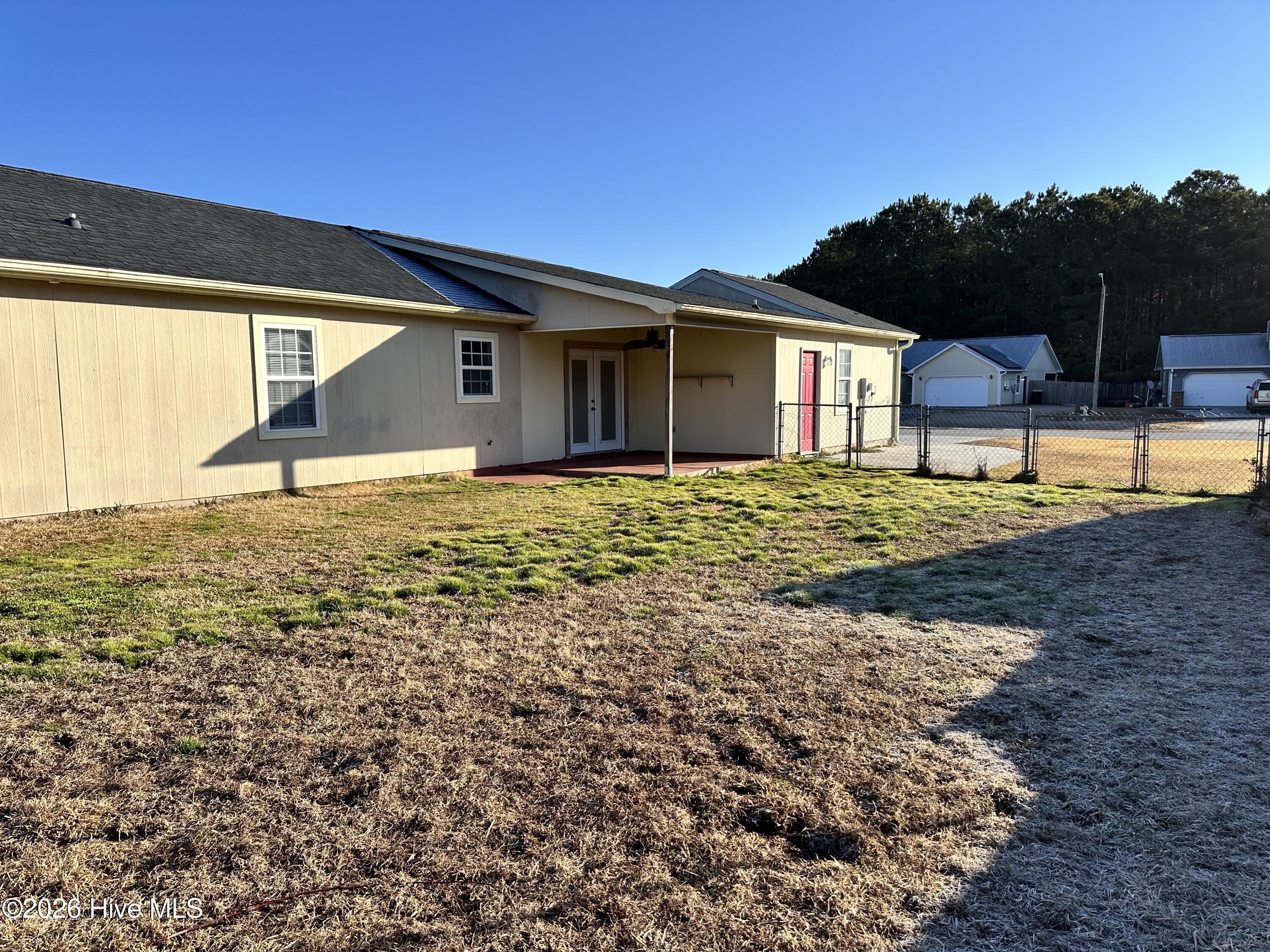 100556689 | Photo 17