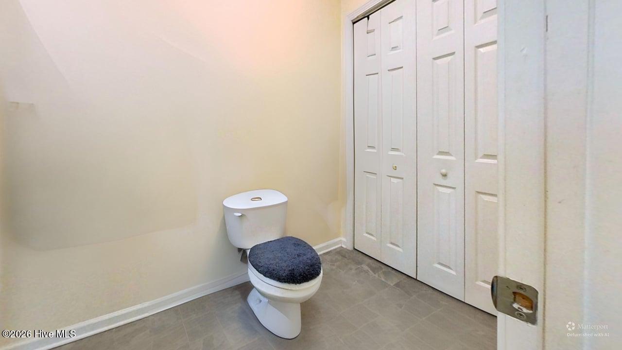 100559167 | Photo 16