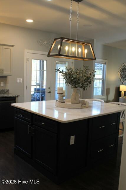 100548455 | Photo 19