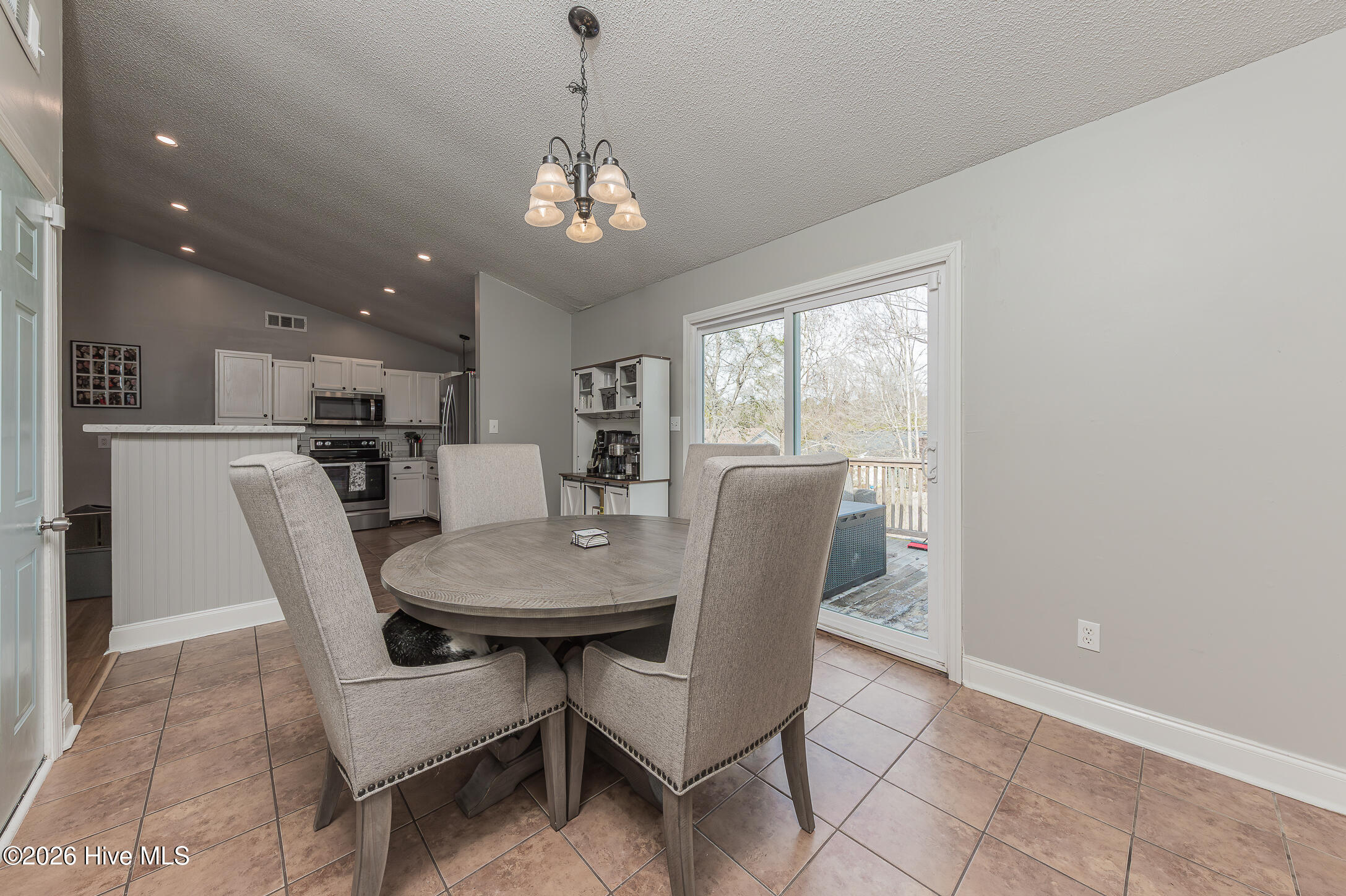 2206 Bridle Trail, Midway Park, NC 28544 – photo 17: 18DINING