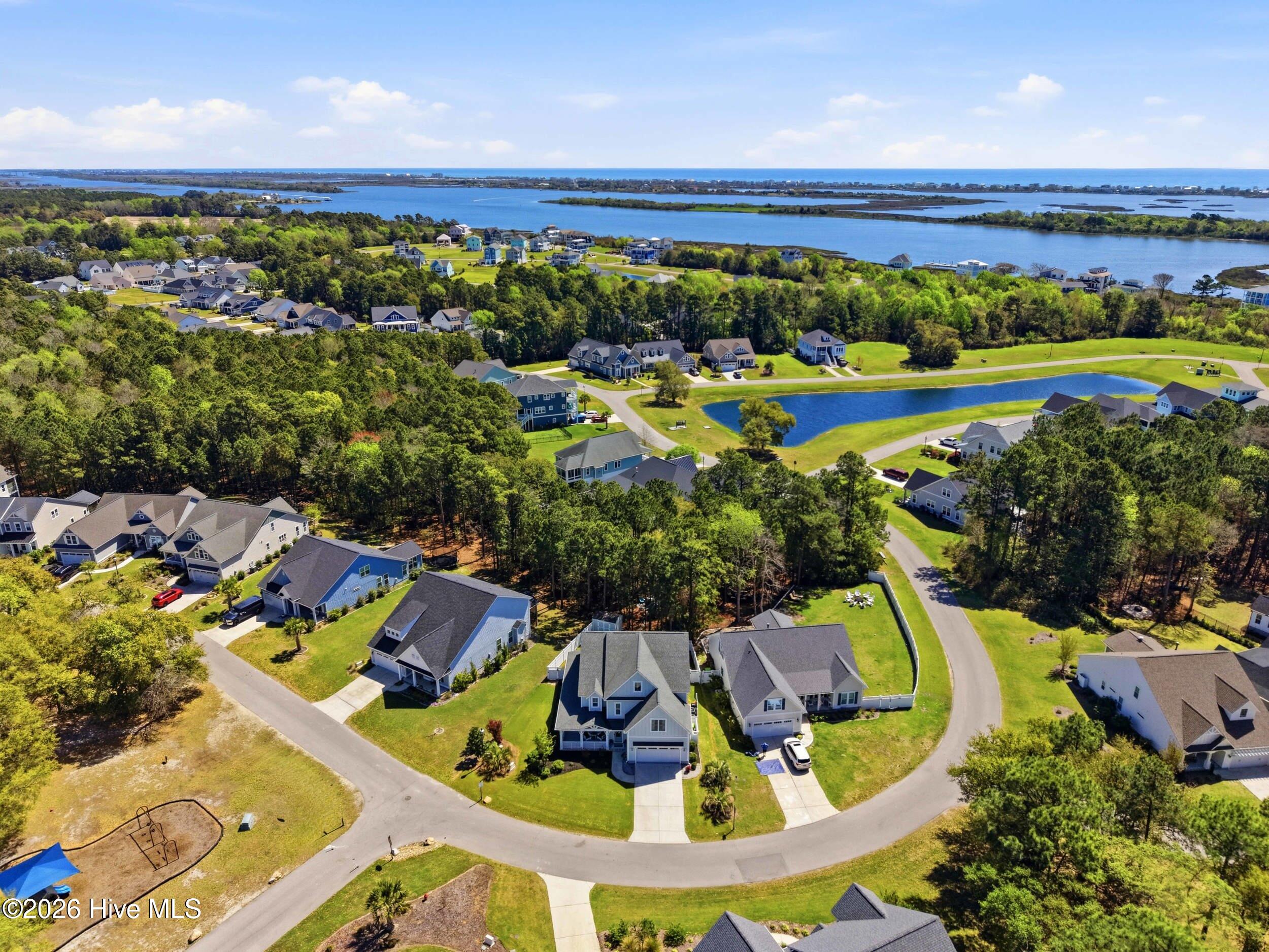 100565471 | Photo 64