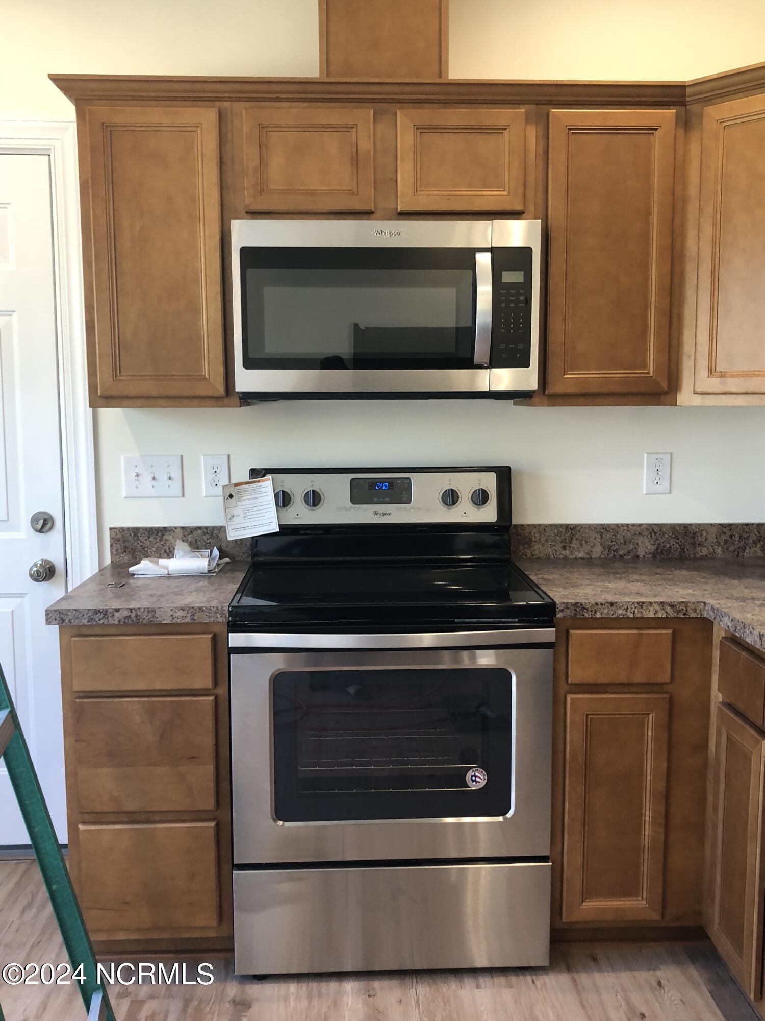 100544500 | Photo 24