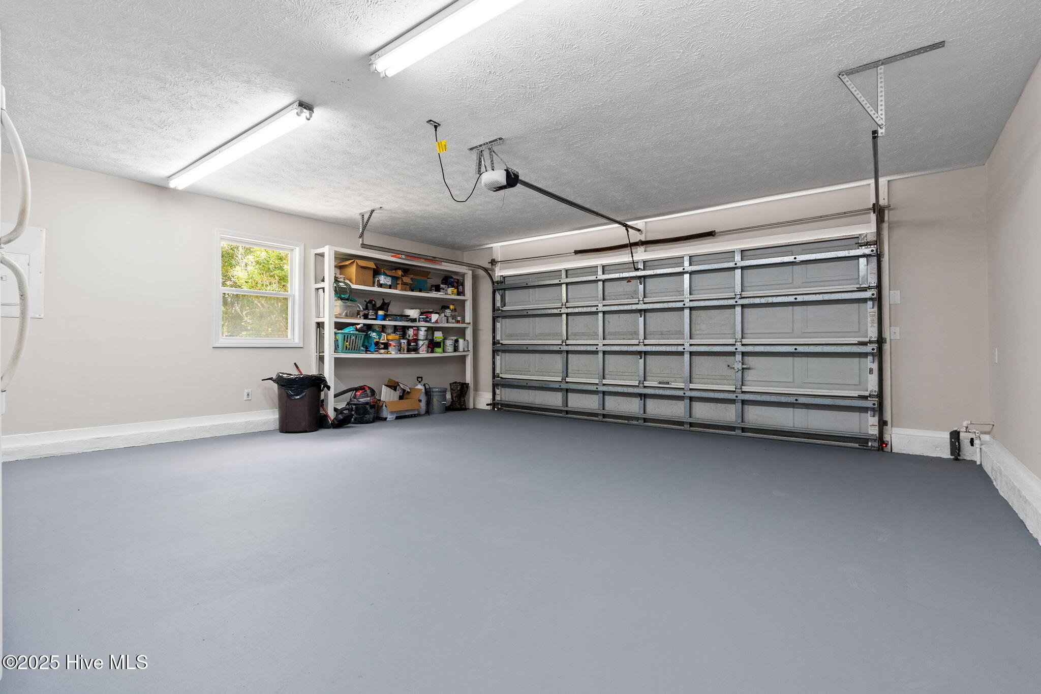 100551974 | Photo 34