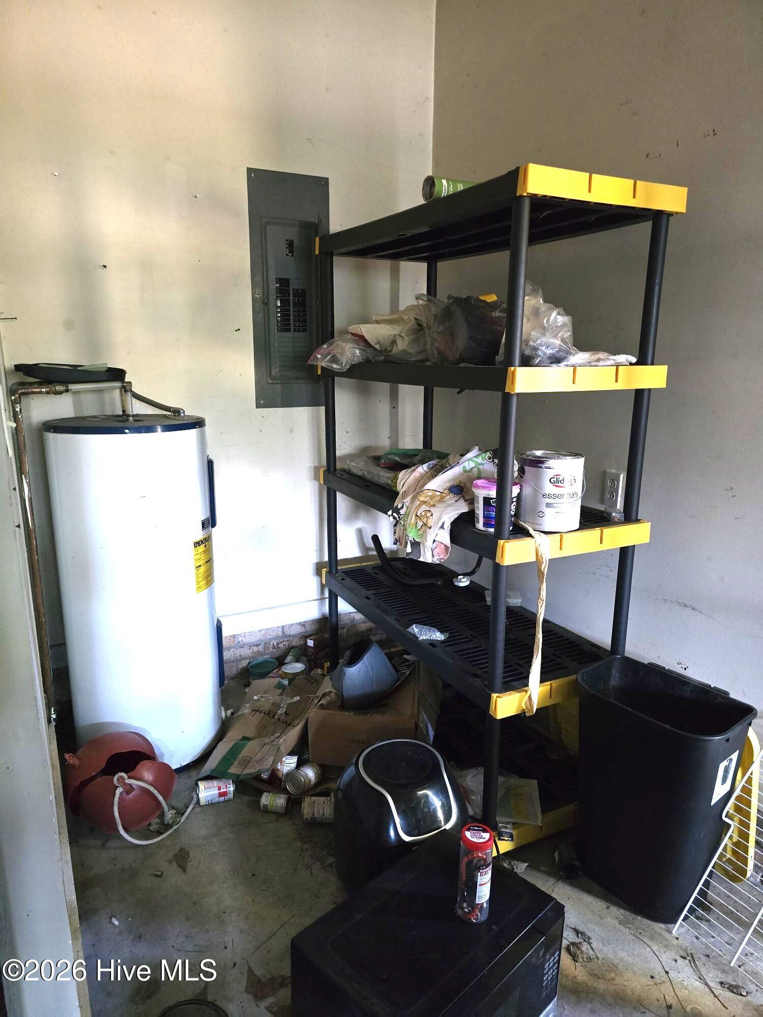 100567679 | Photo 28