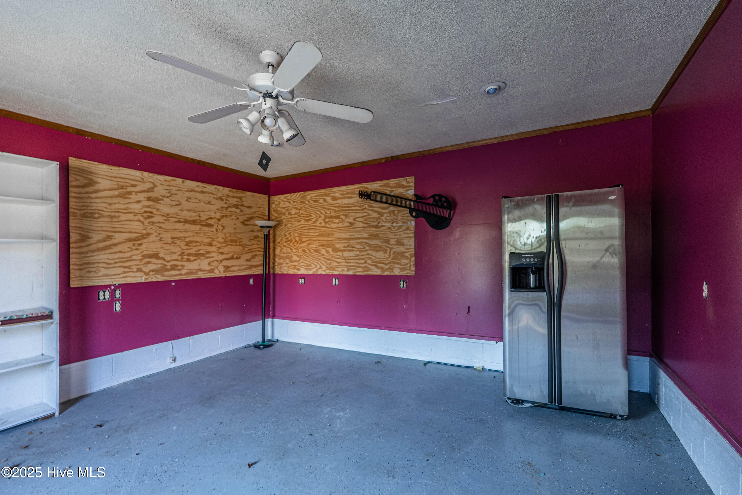 100536472 | Photo 57