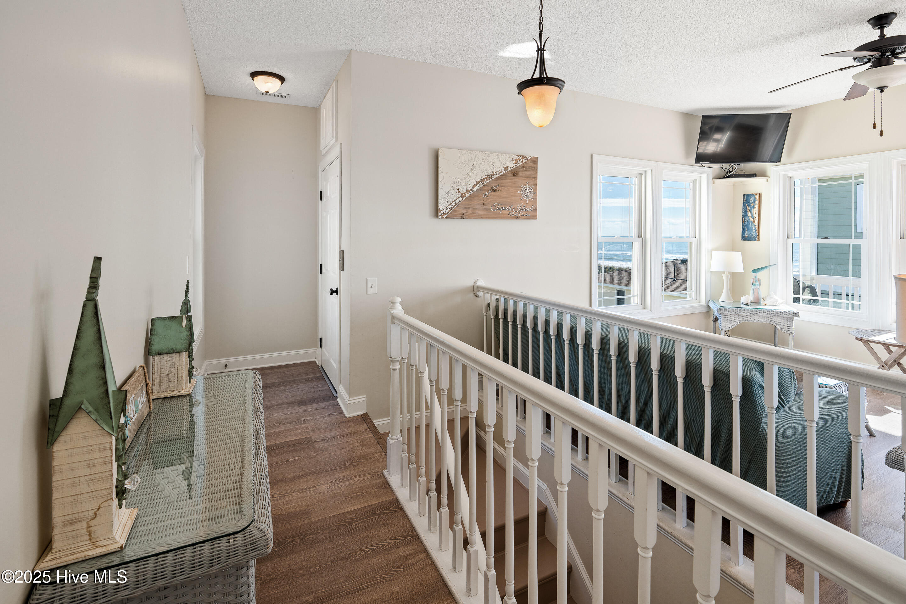 100539314 | Photo 19