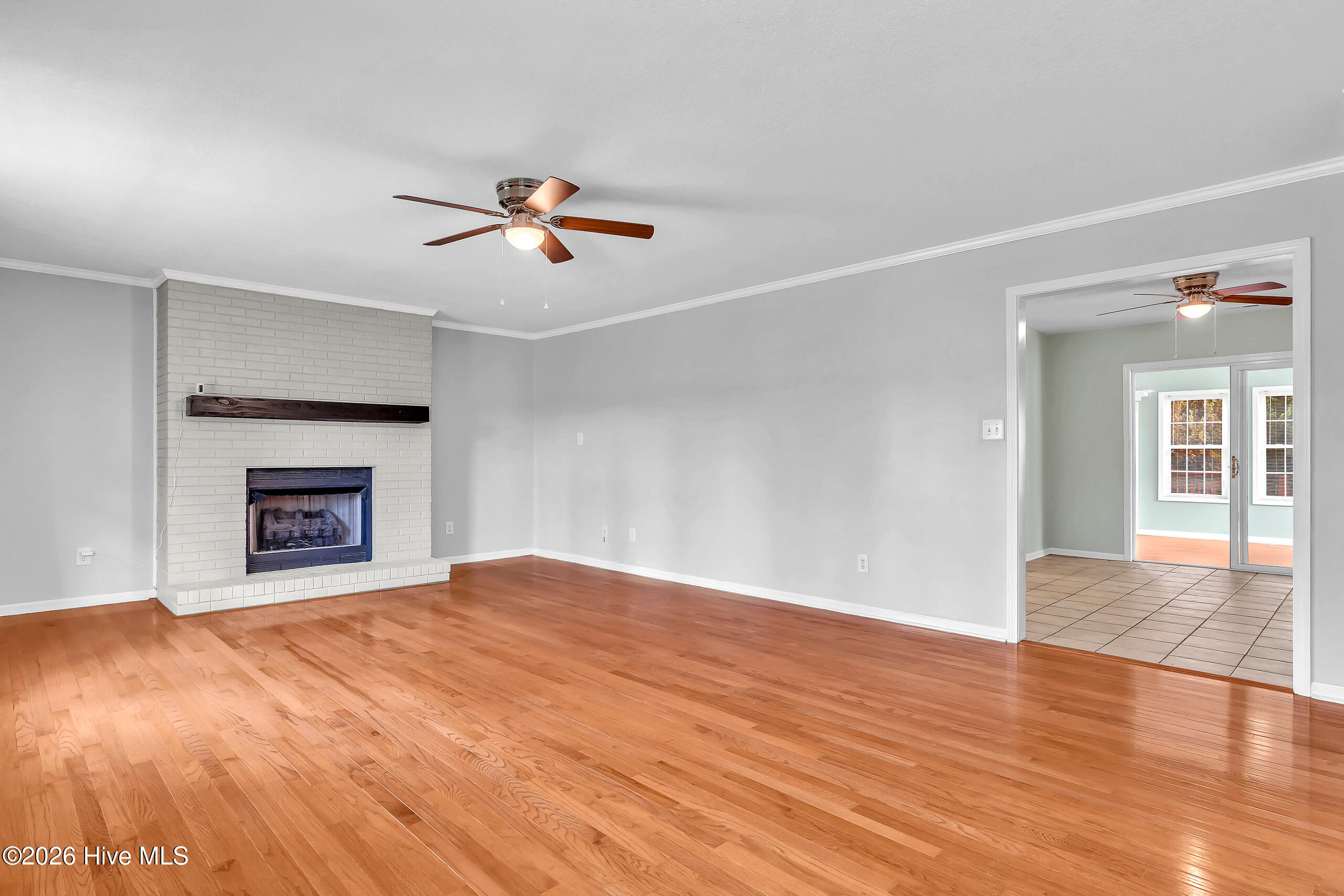 215 Winding Creek Way,Hubert